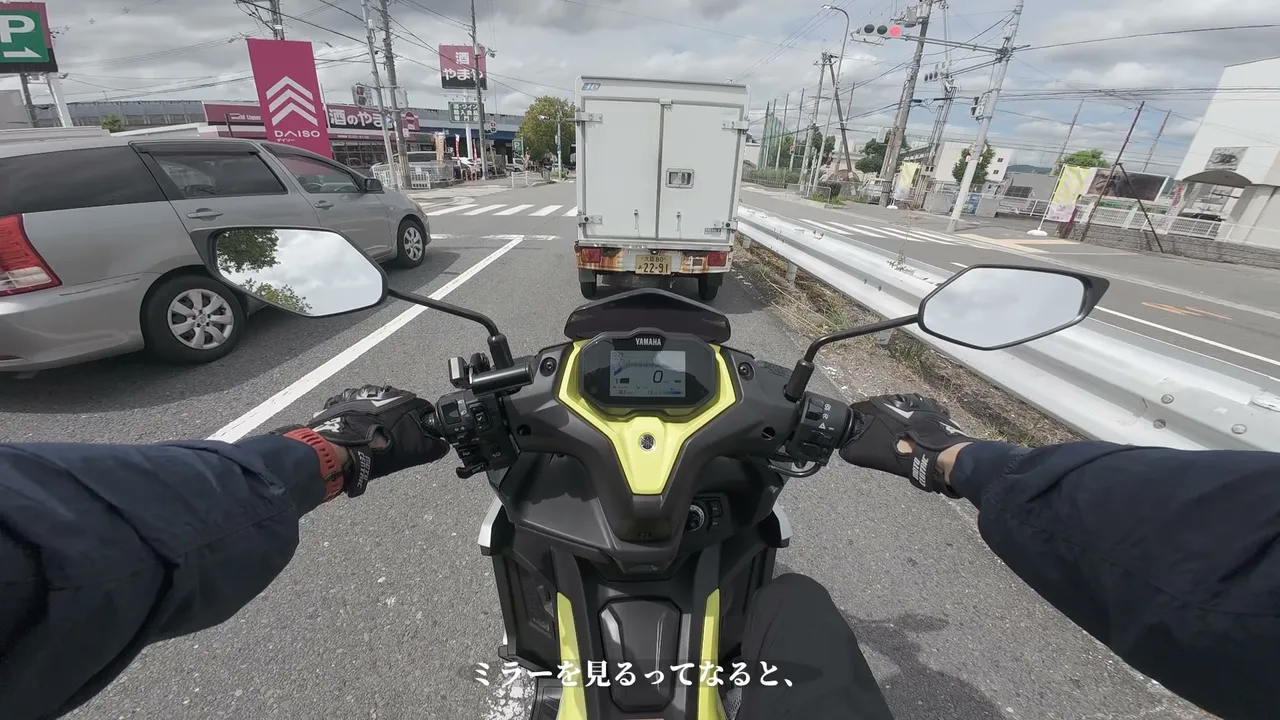 AEROX 155実走レビュー【後編】峠・ハンドリング・ブレーキ・積載・燃費|8時間乗った結論 積載・装備・使い勝手:良い工夫もあるし、割り切りもある