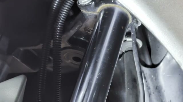 バイクの錆 点錆を1000円以下の99工房 サビ落としセットで落とせるか? still07