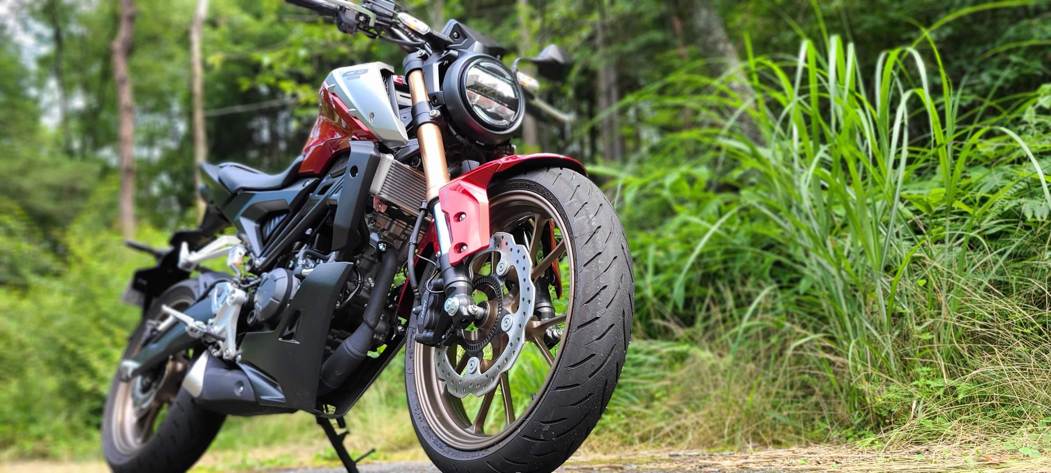 honda cb125r vs suzuki gsx s125