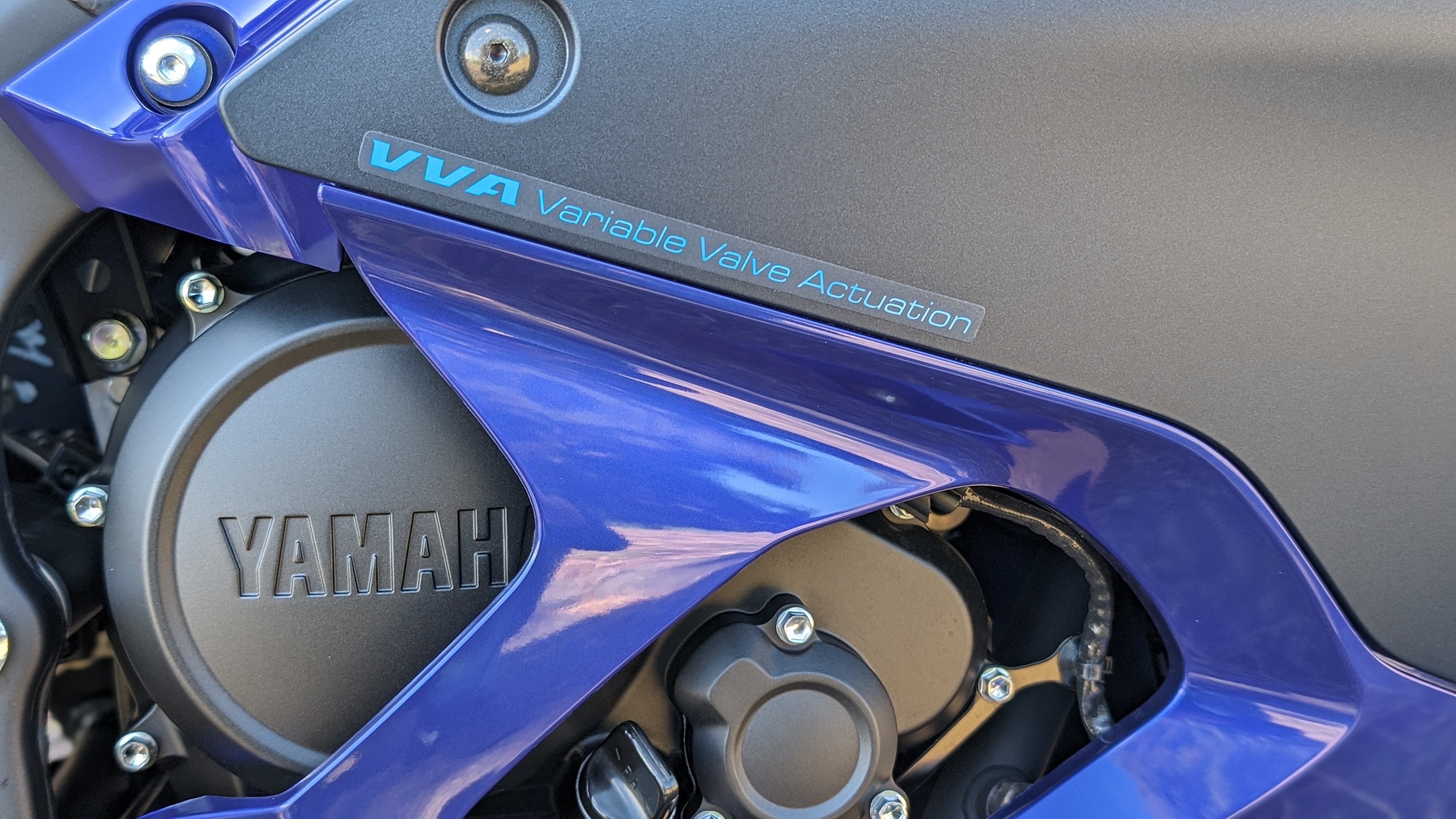 2023_enginecover_001