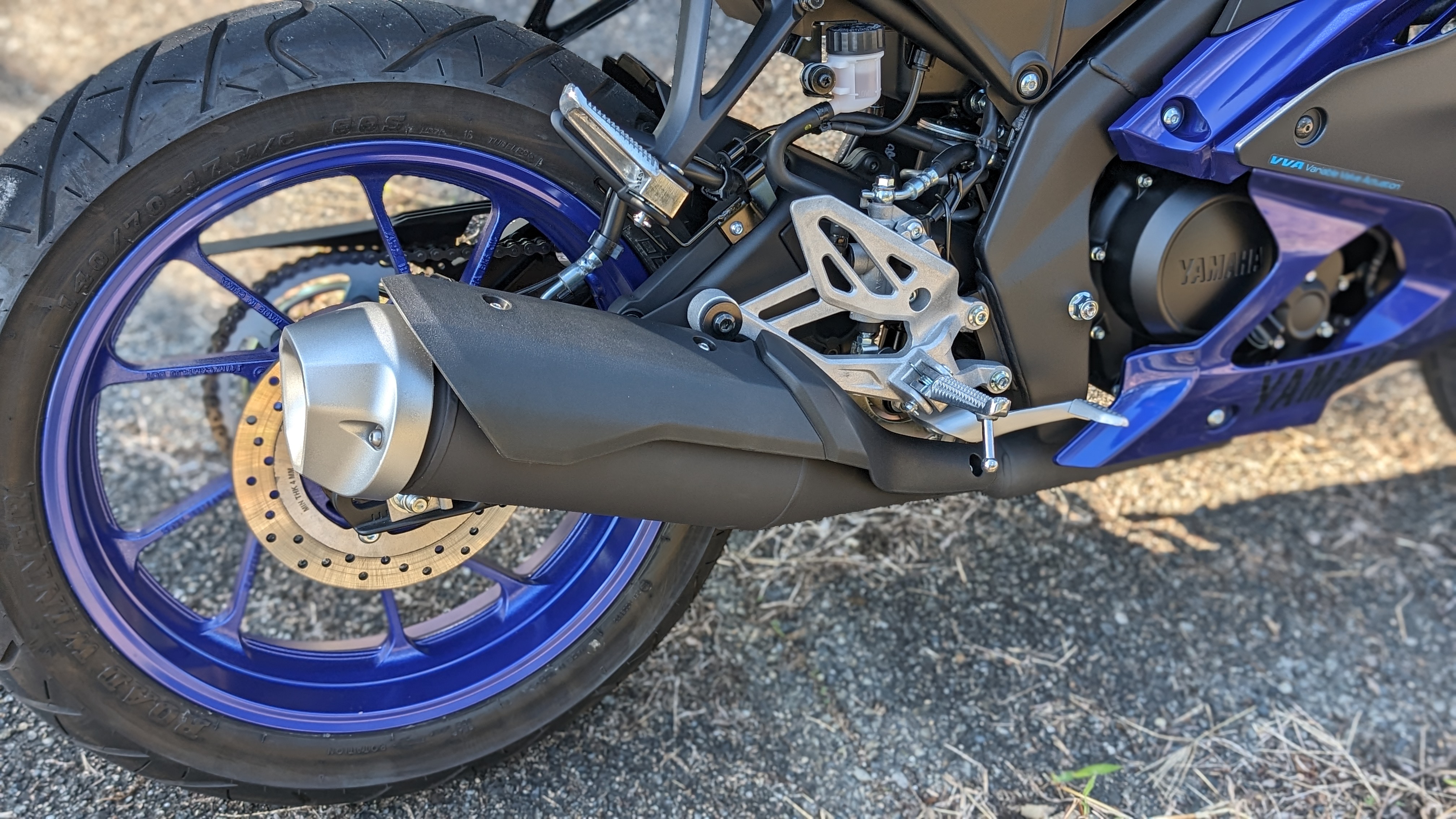 2023_exhaust_002