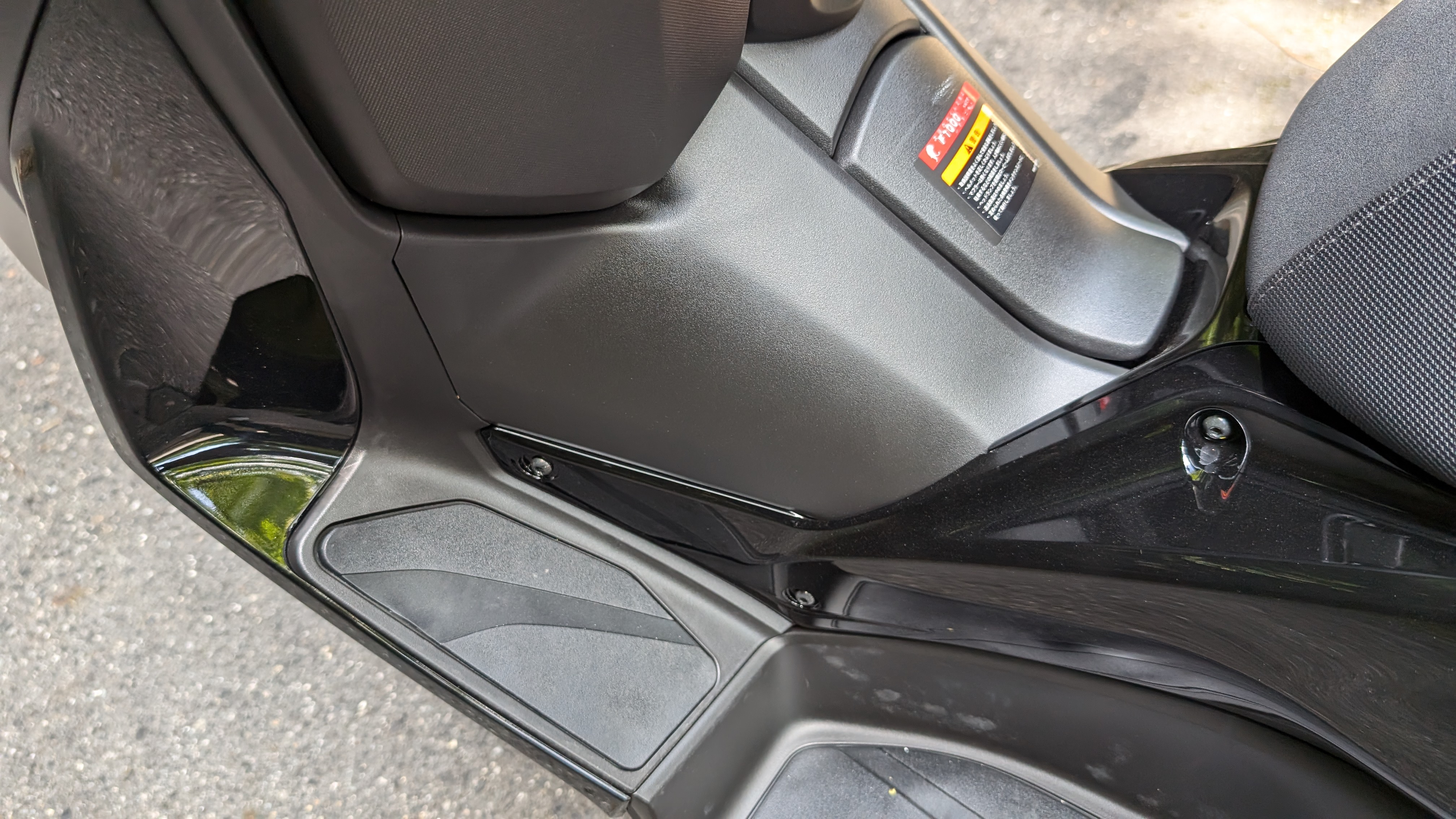 2024_floorboard_003