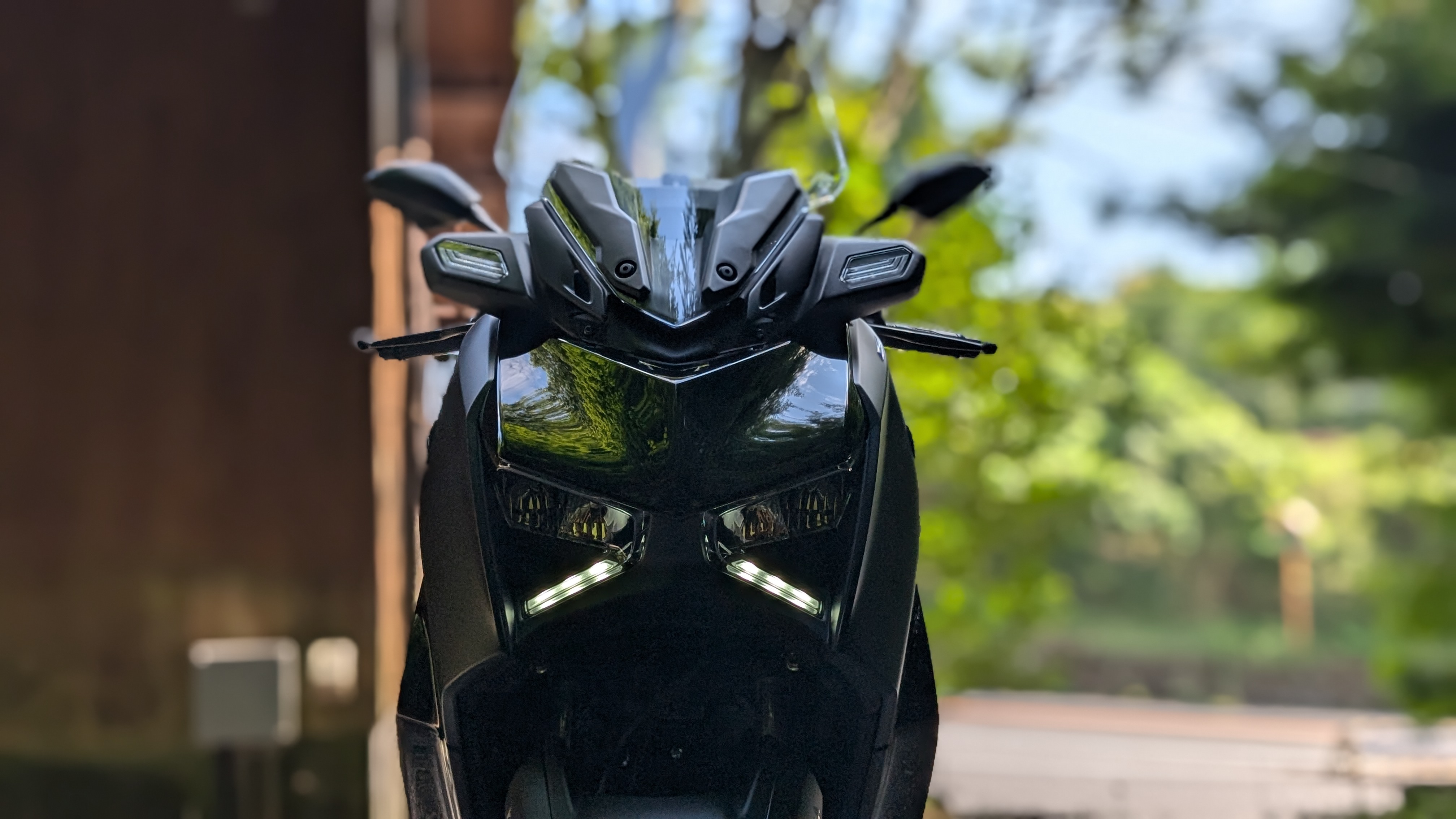 2024_frontview_001
