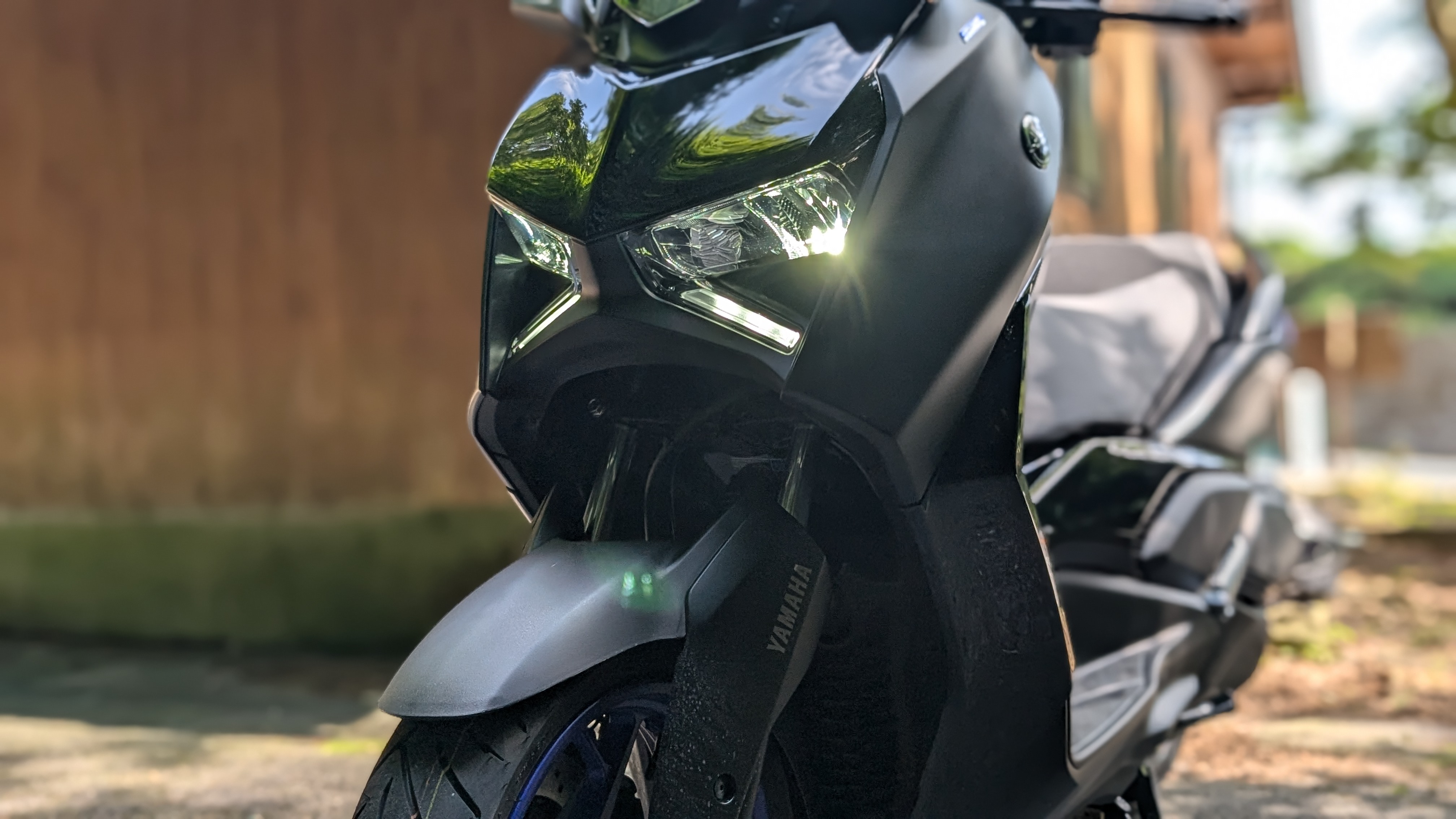 2024_headlight_005