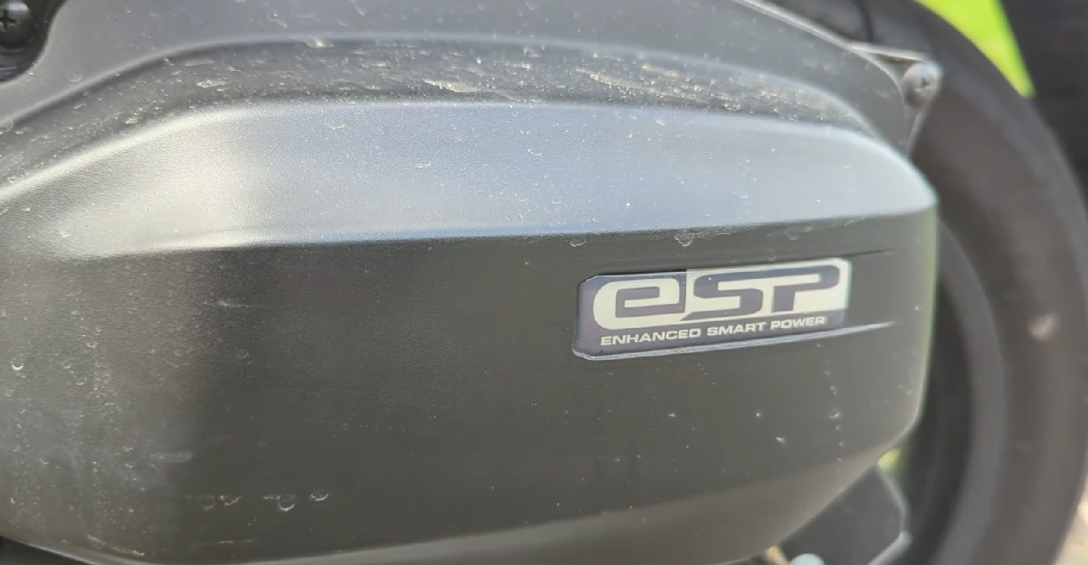 enginecover