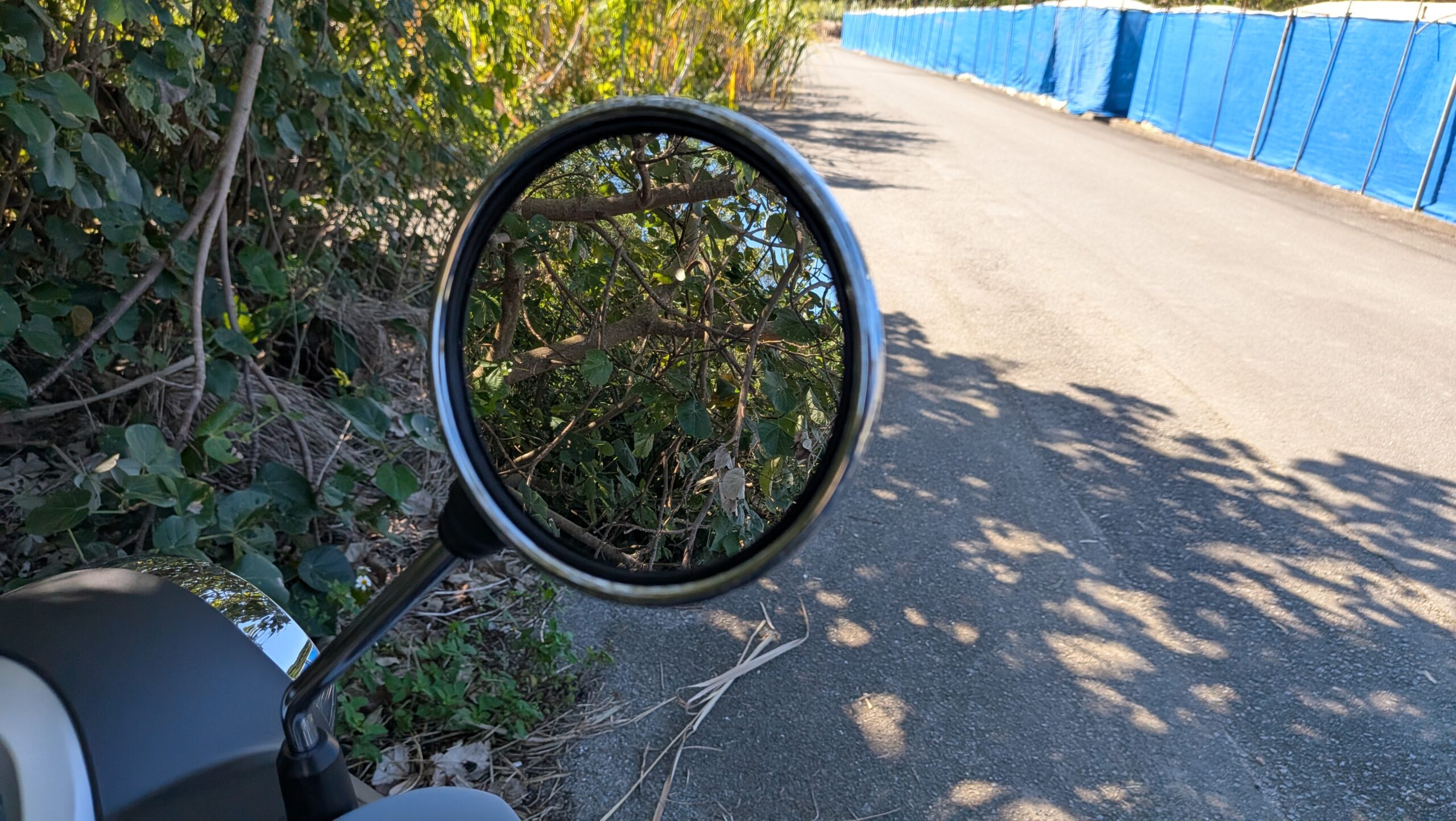 aroma150_rearviewmirror_001