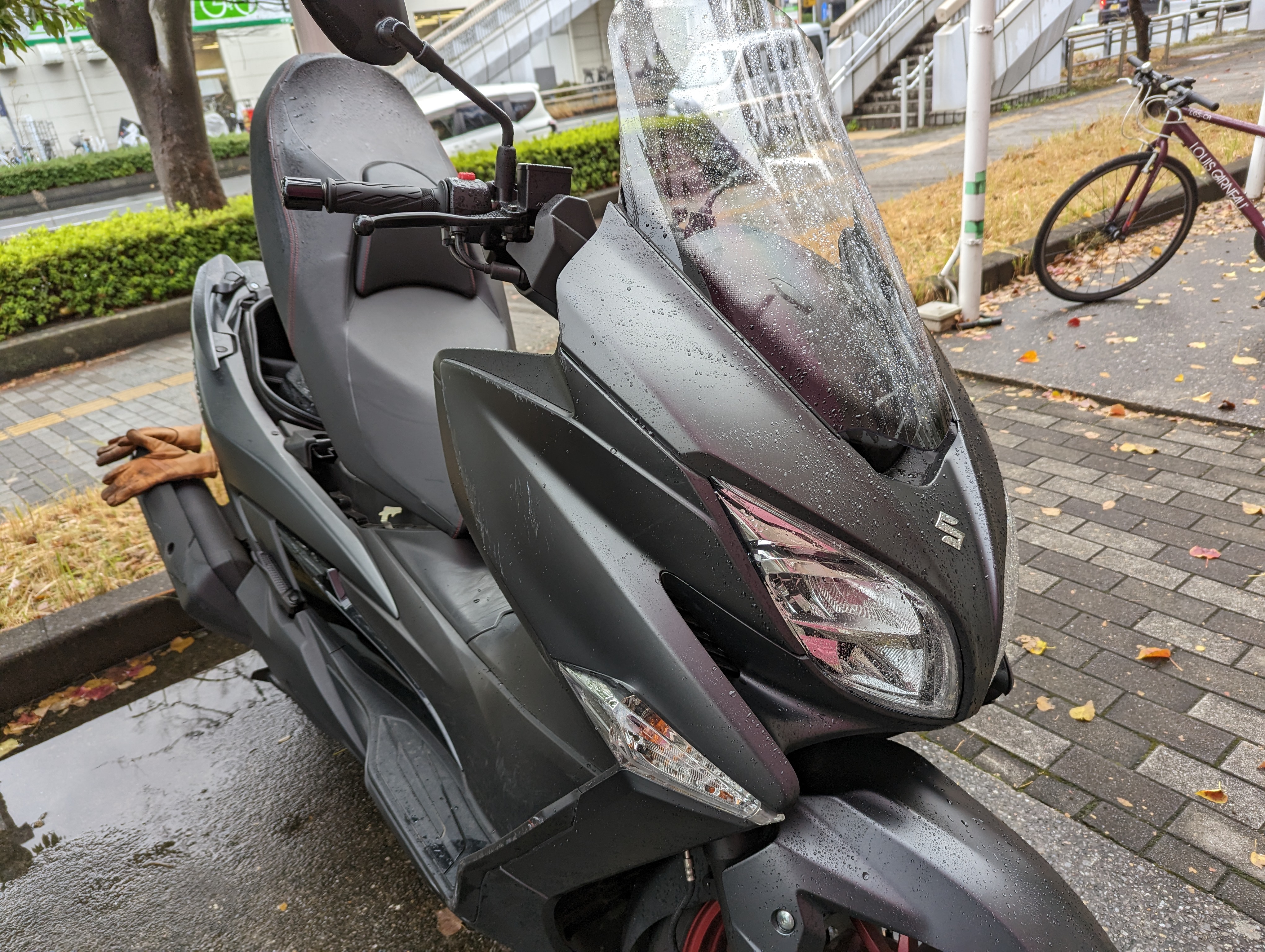burgman400_PXL_20221206_032110254