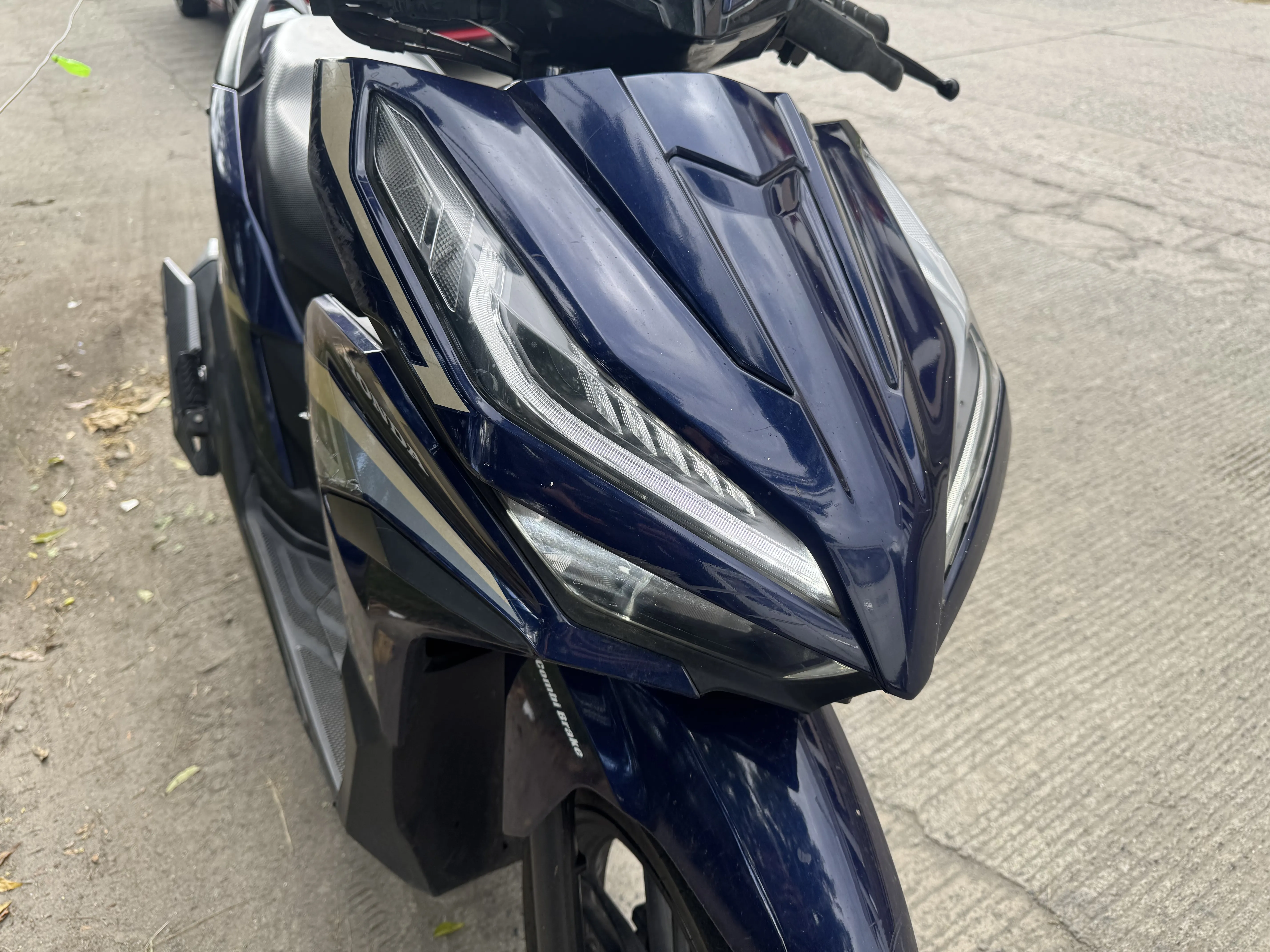 click125_frontfairing_012