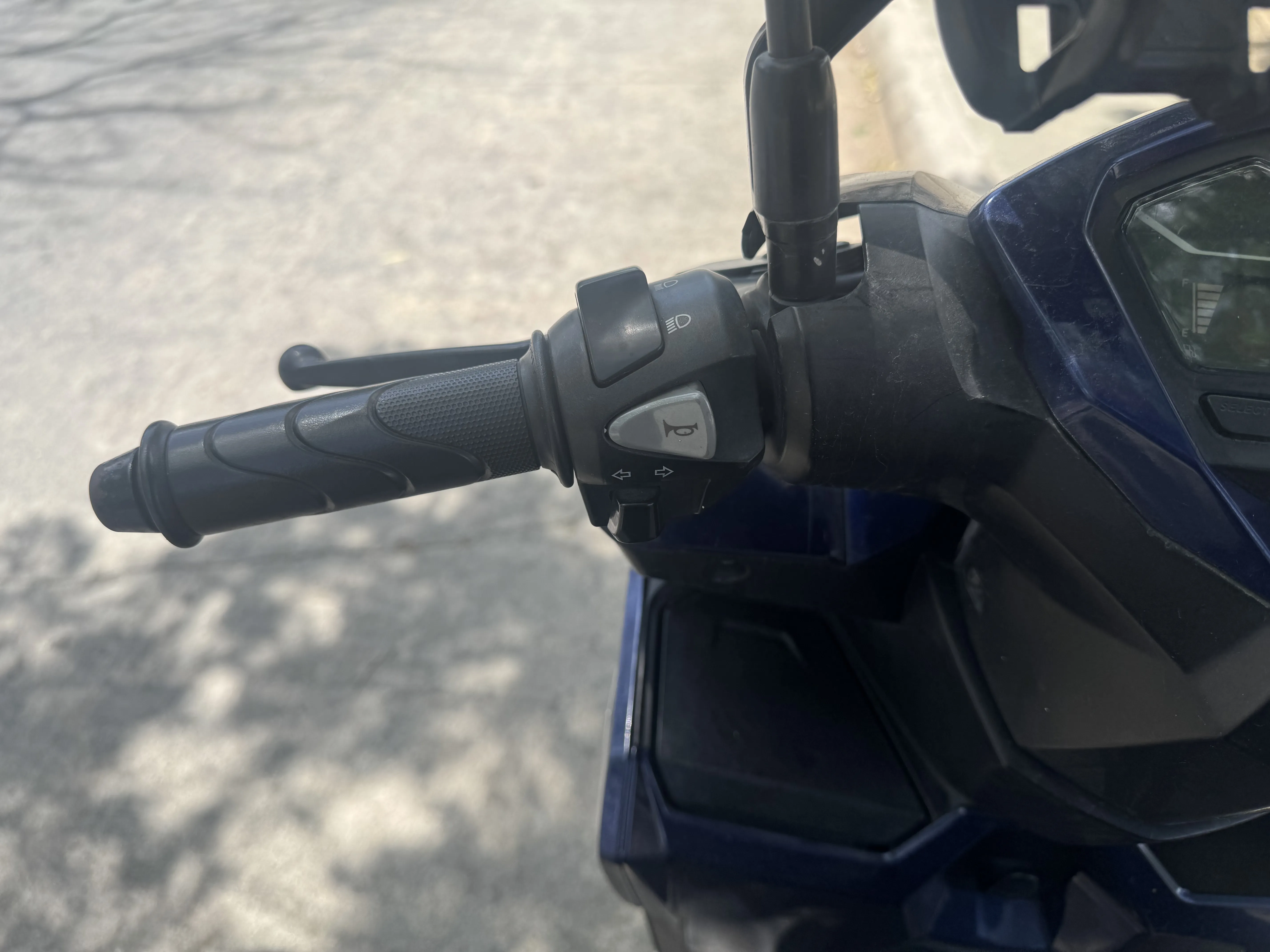 handlebar