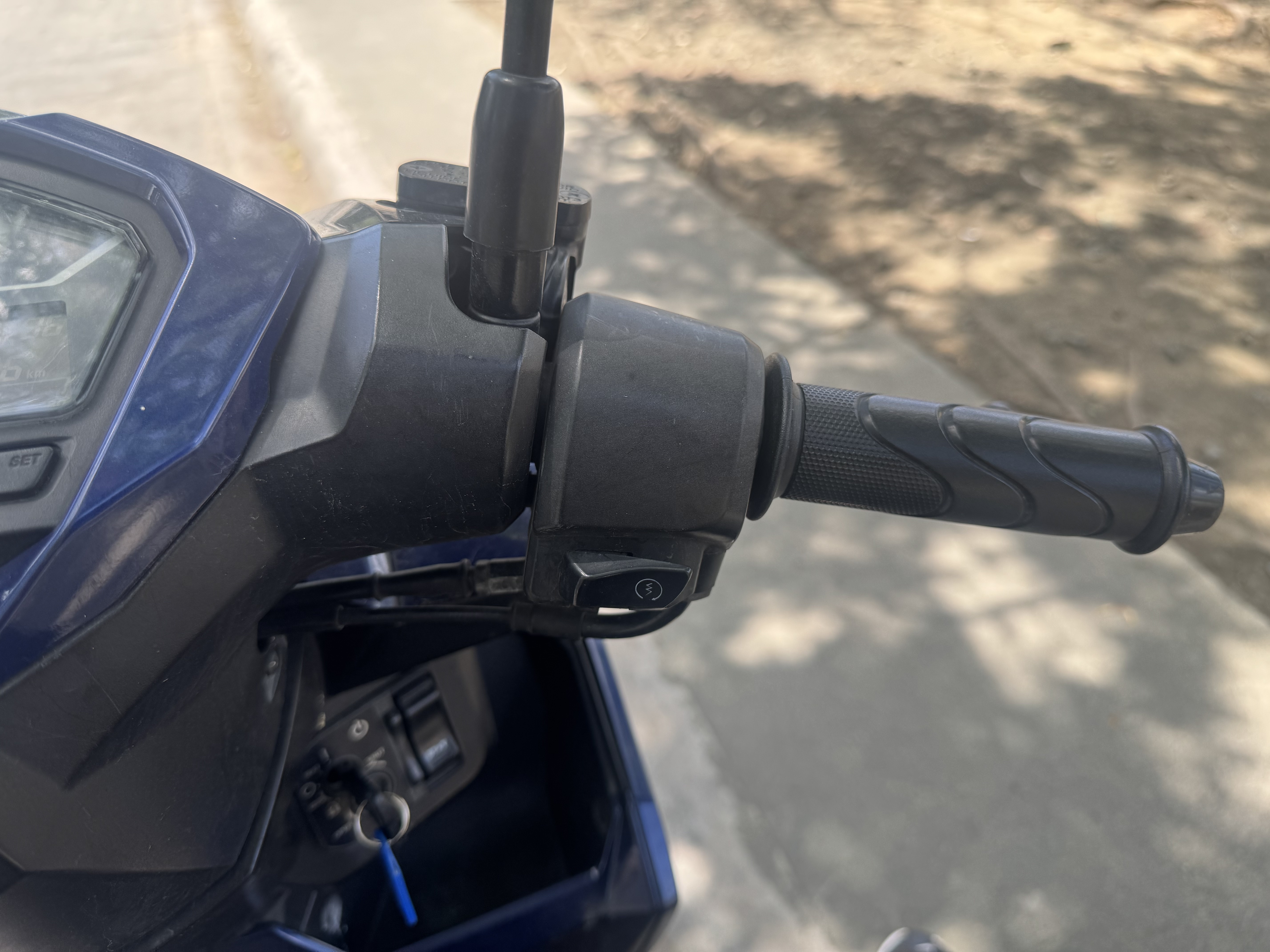 handlebar