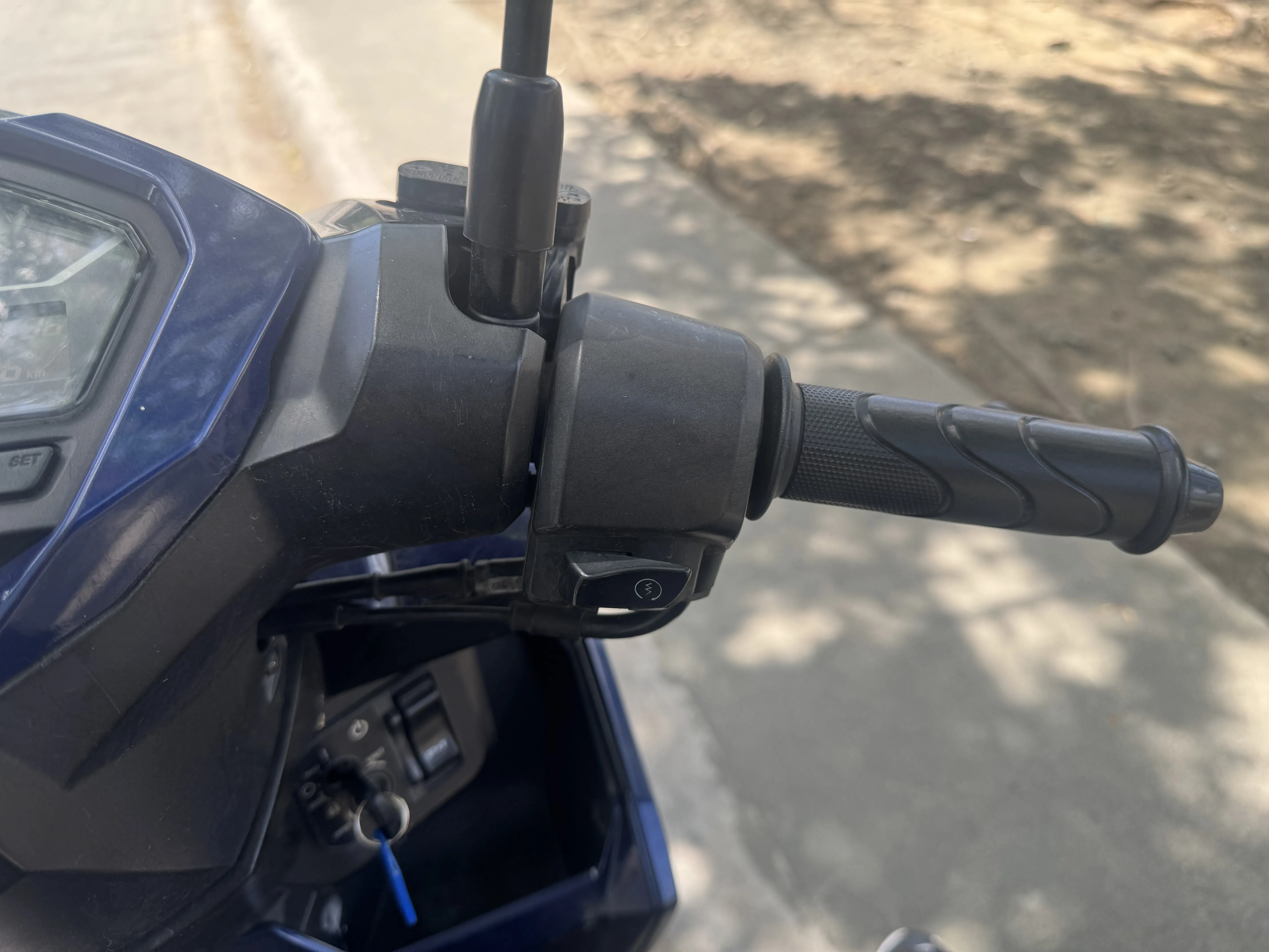 handlebar