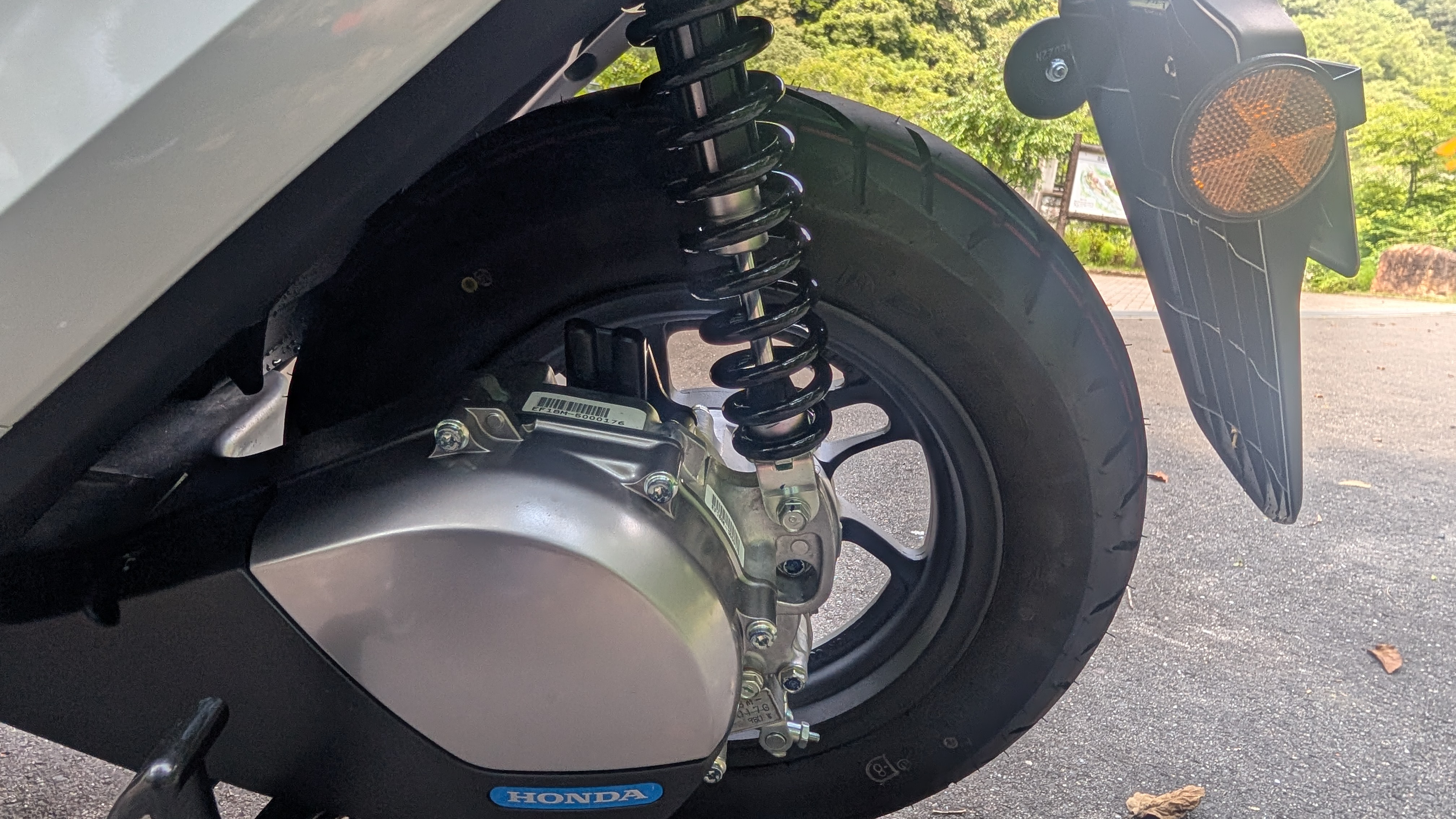 cuve_rearsuspension_001