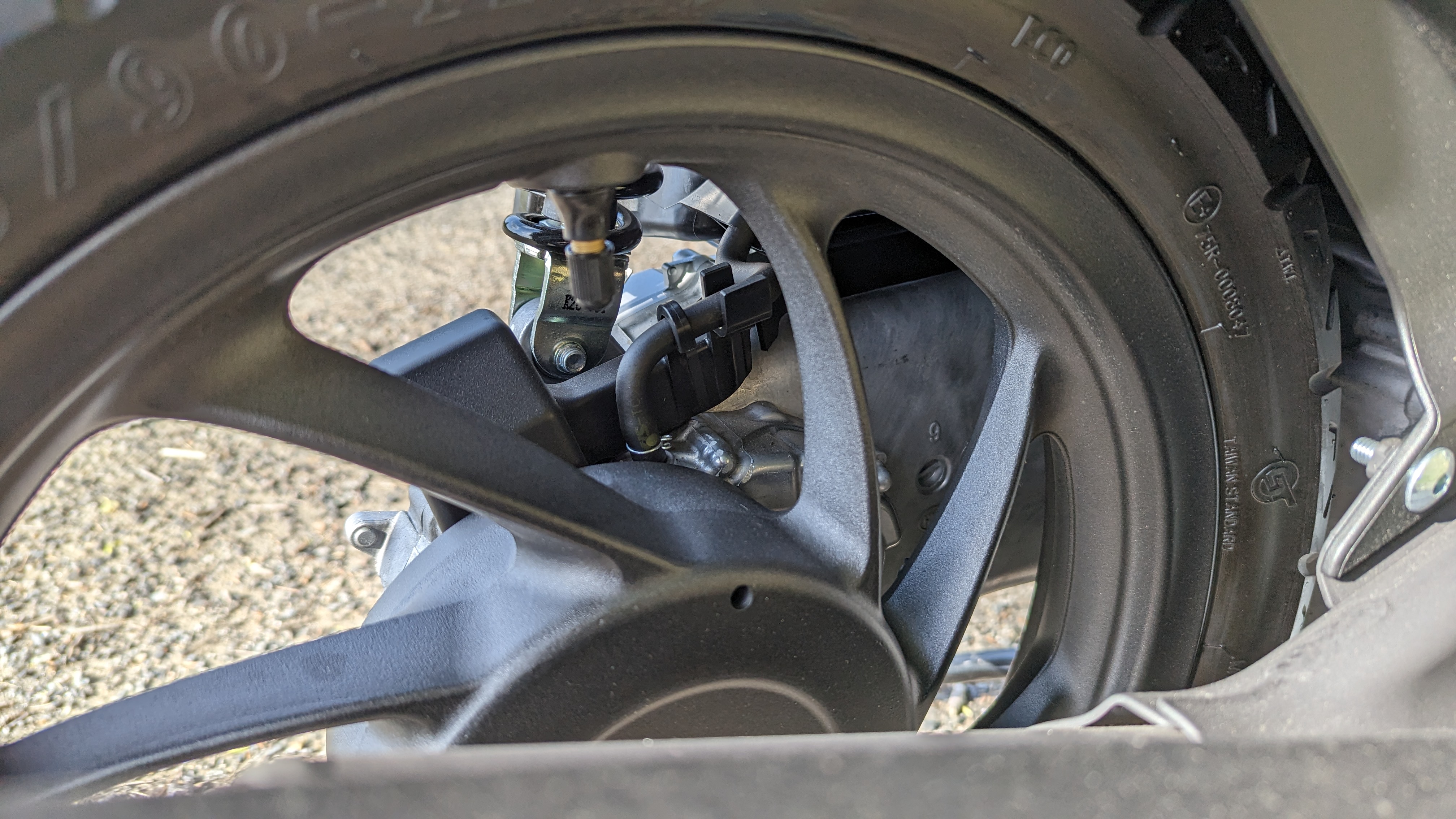 dio110_basic_rearwheel_003