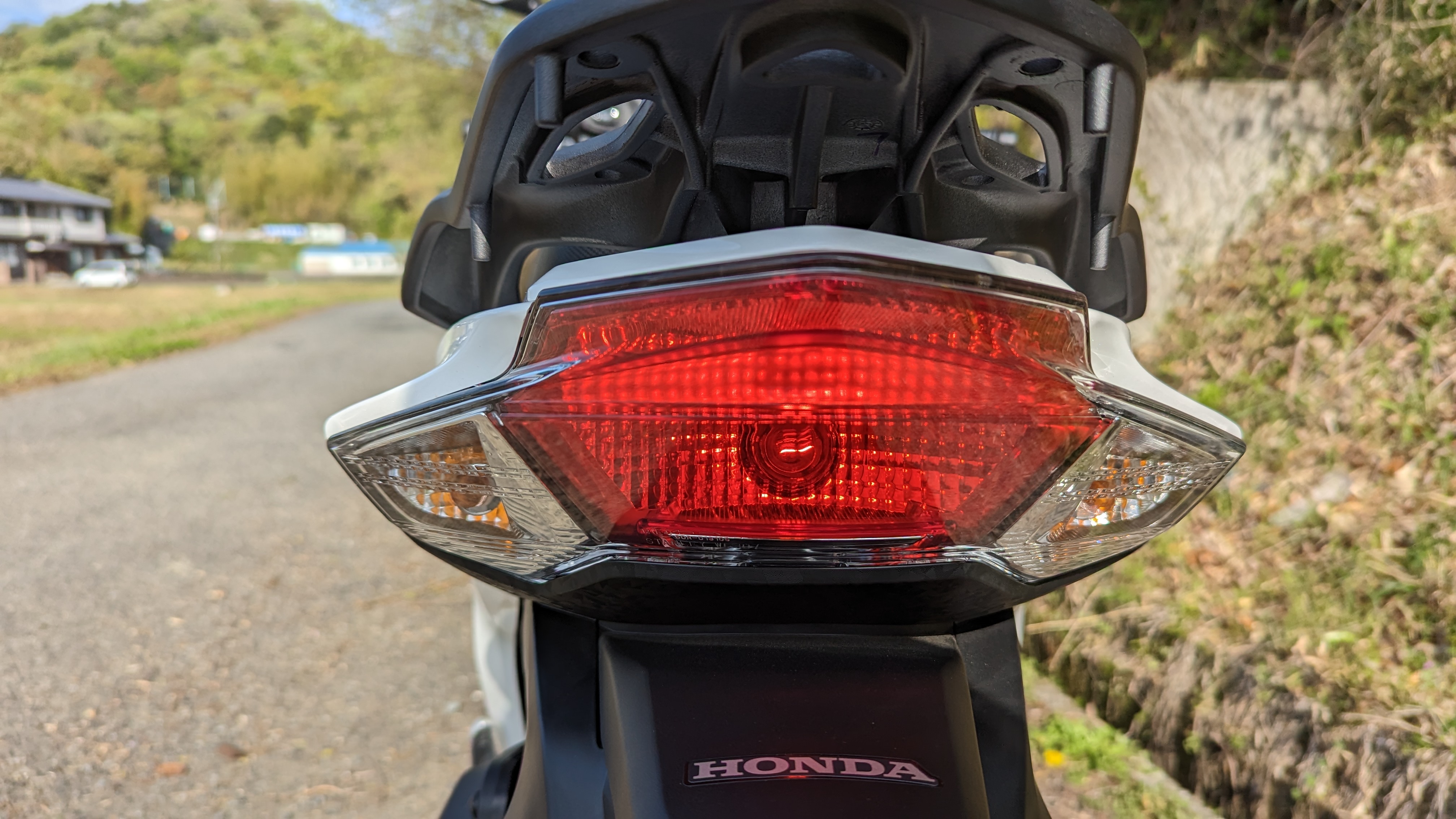dio110_basic_taillight_003