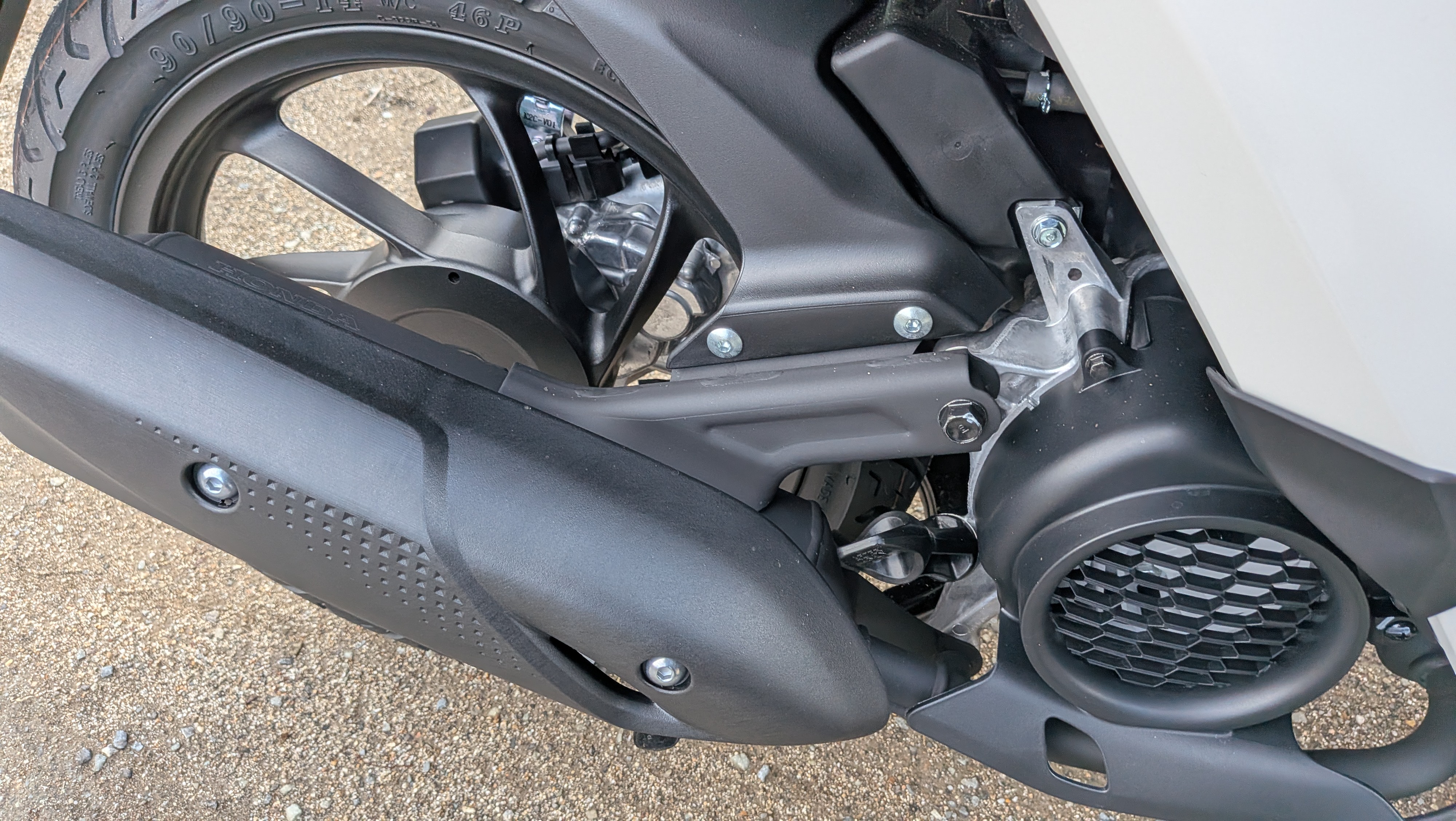 dio110lite_exhaust_001