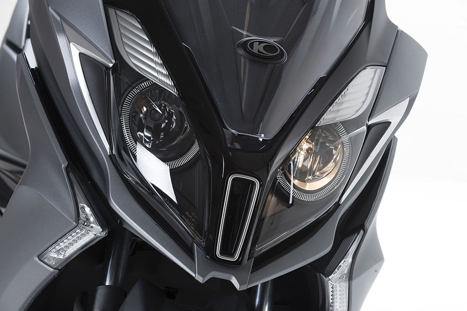 downtown125i_frontfairing_003