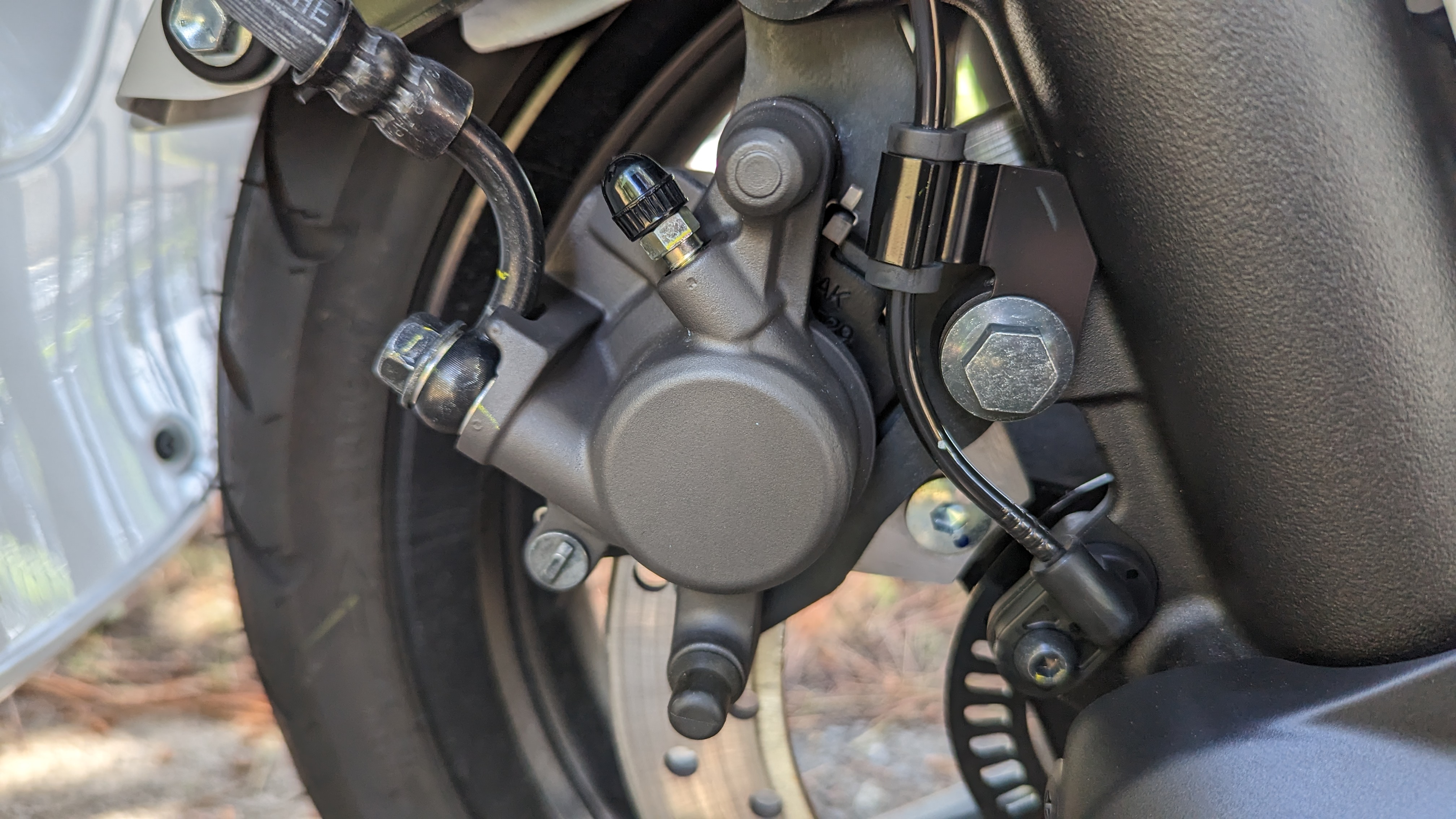 e01_brakecaliper_001