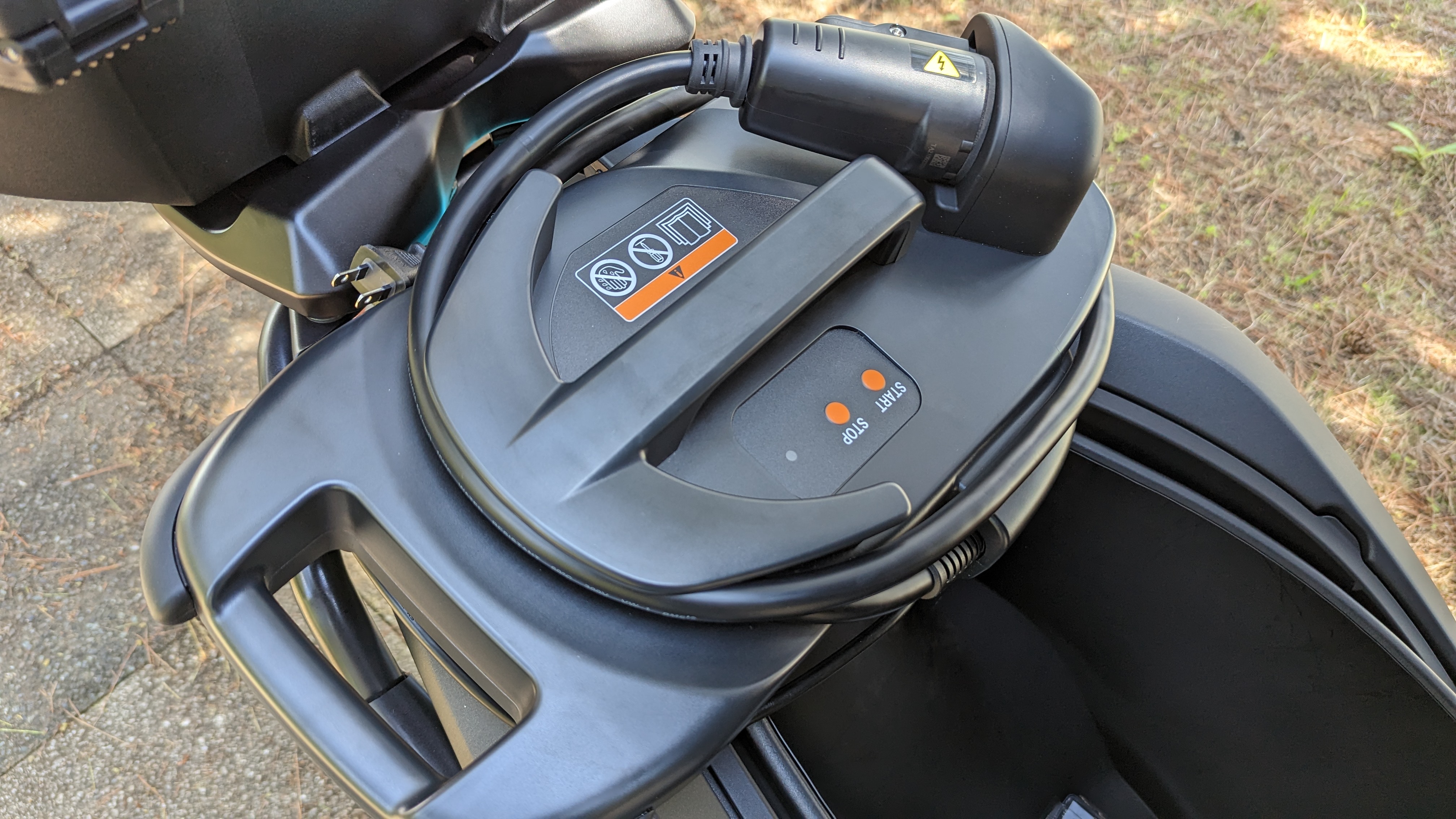 e01_evcharger_001