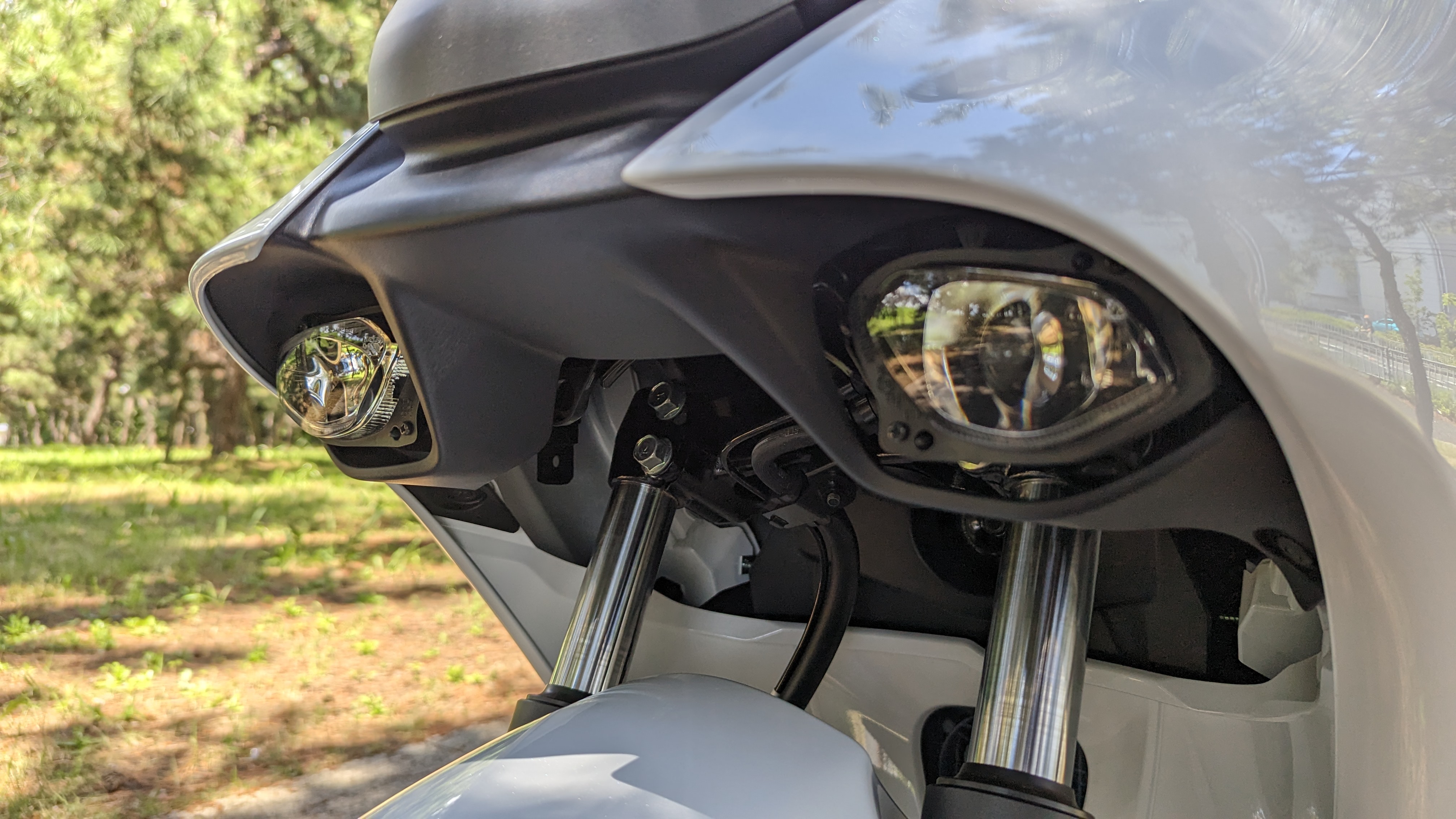 e01_headlight_002