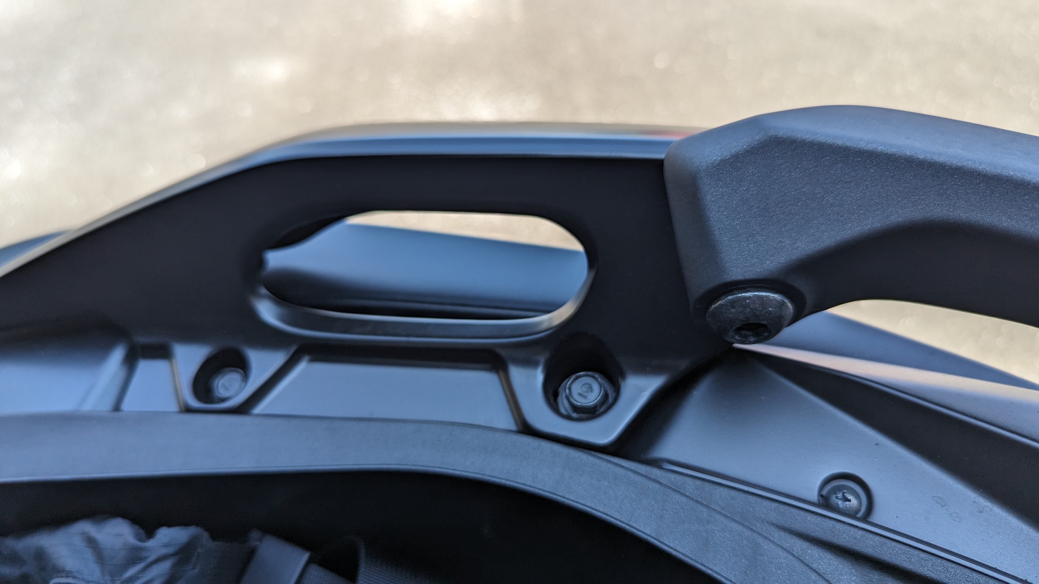 forza250_2023_grabhandle_001
