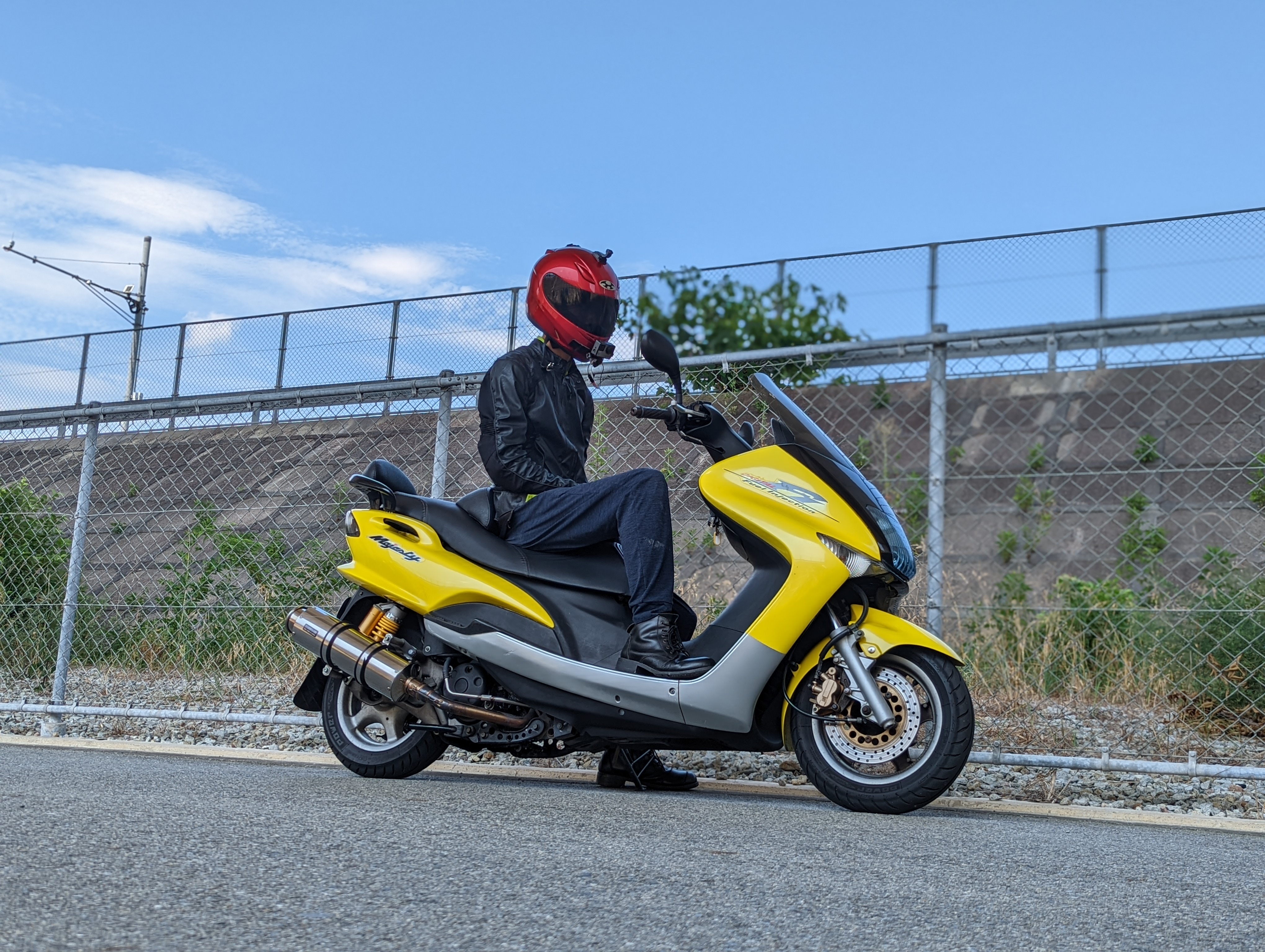 マジェスティ125fiのオーナーレビュー。人気が衰えない不朽の名バイク