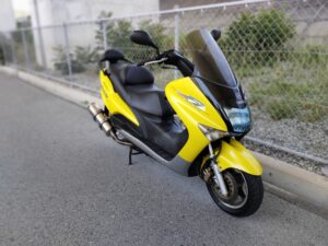 majesty125fi_yellowfairing_002
