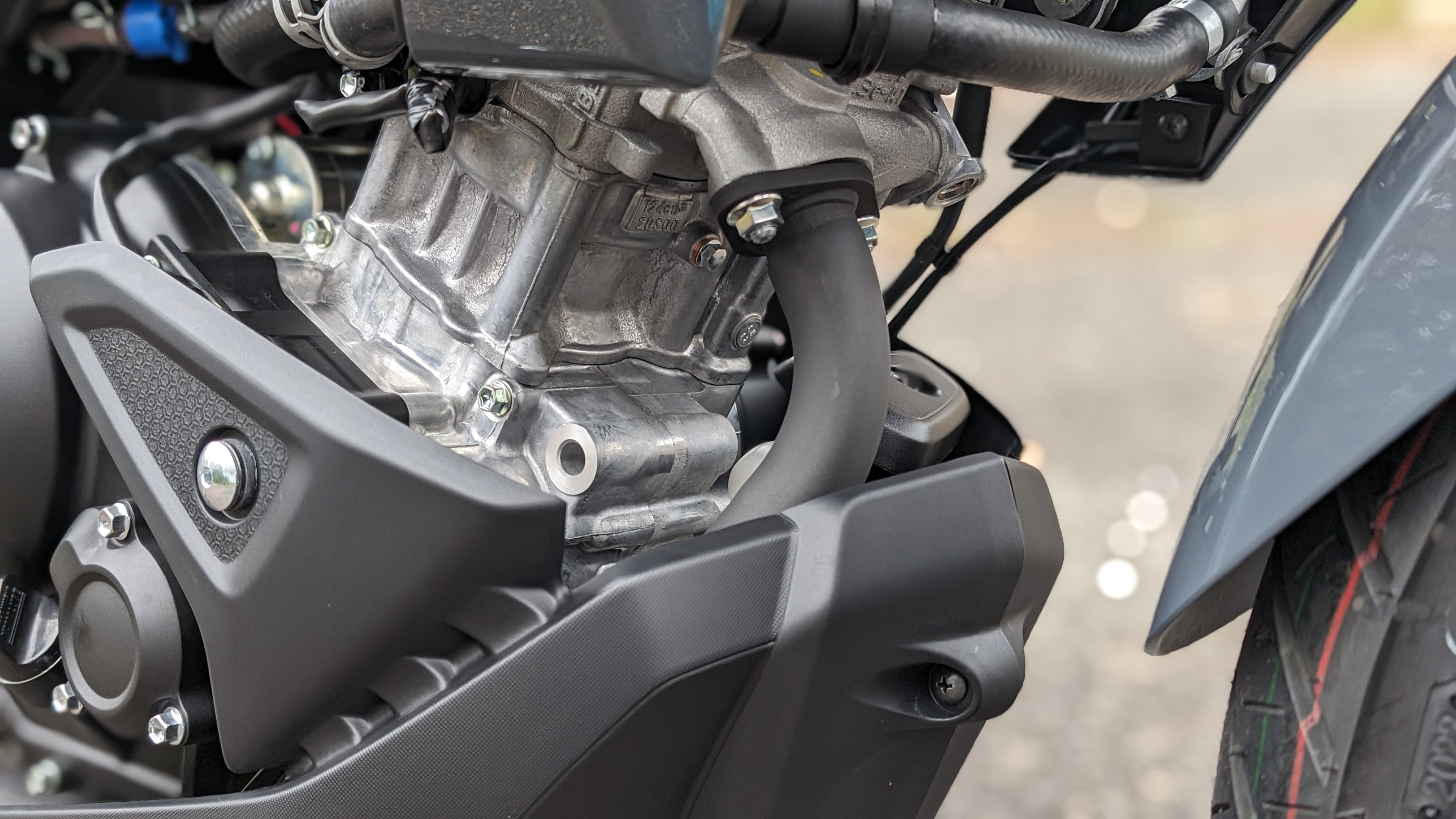mt125_engine_001