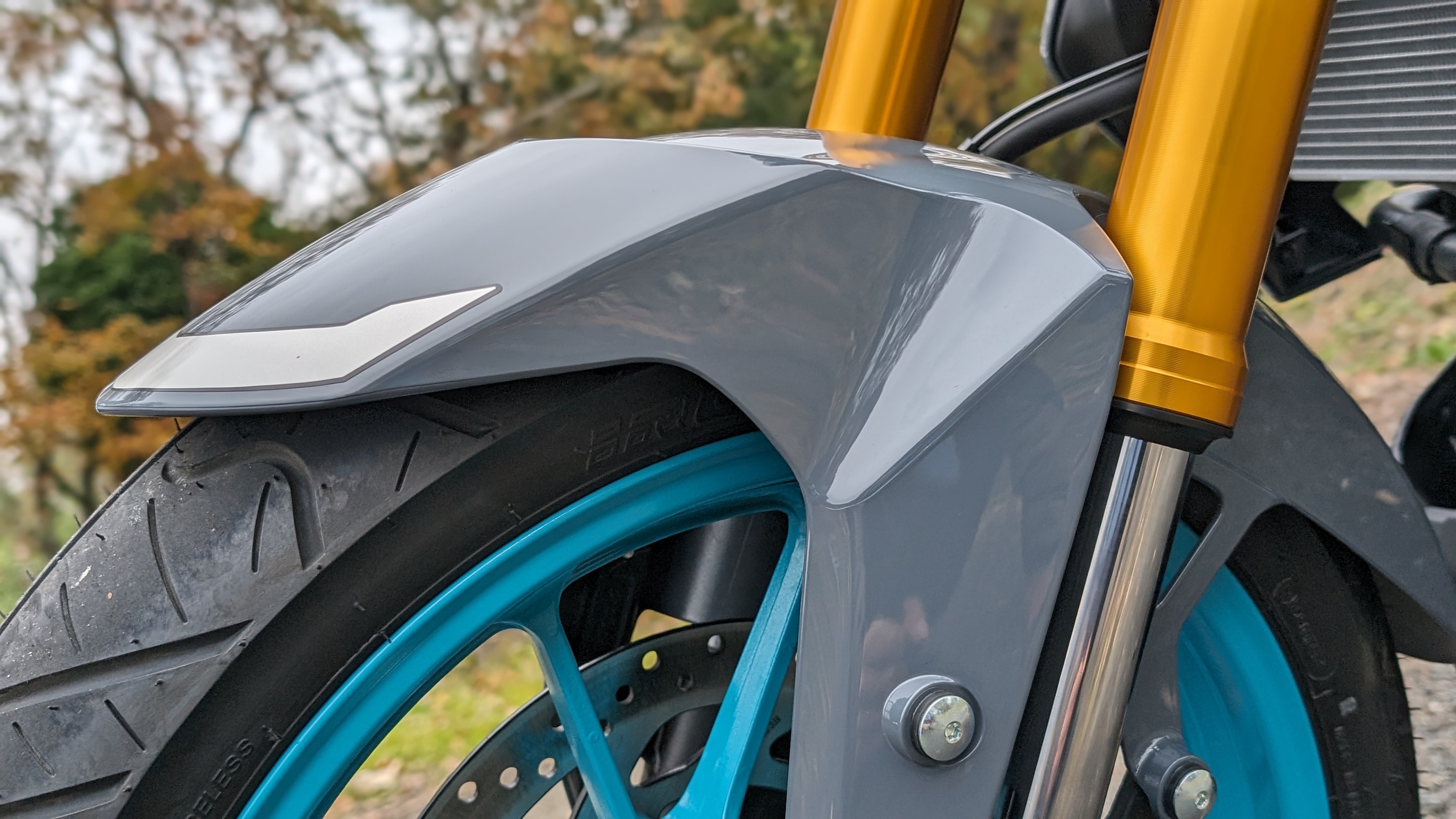 mt125_frontfender_004
