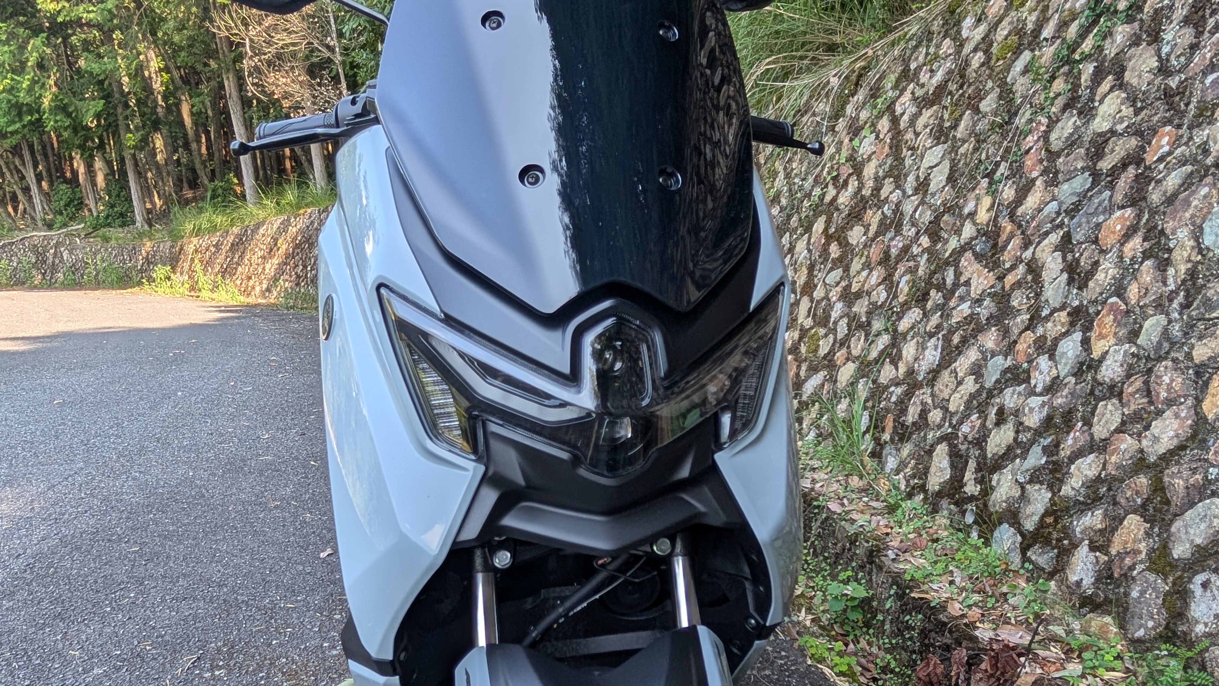 nmax125_2025_headlight_001