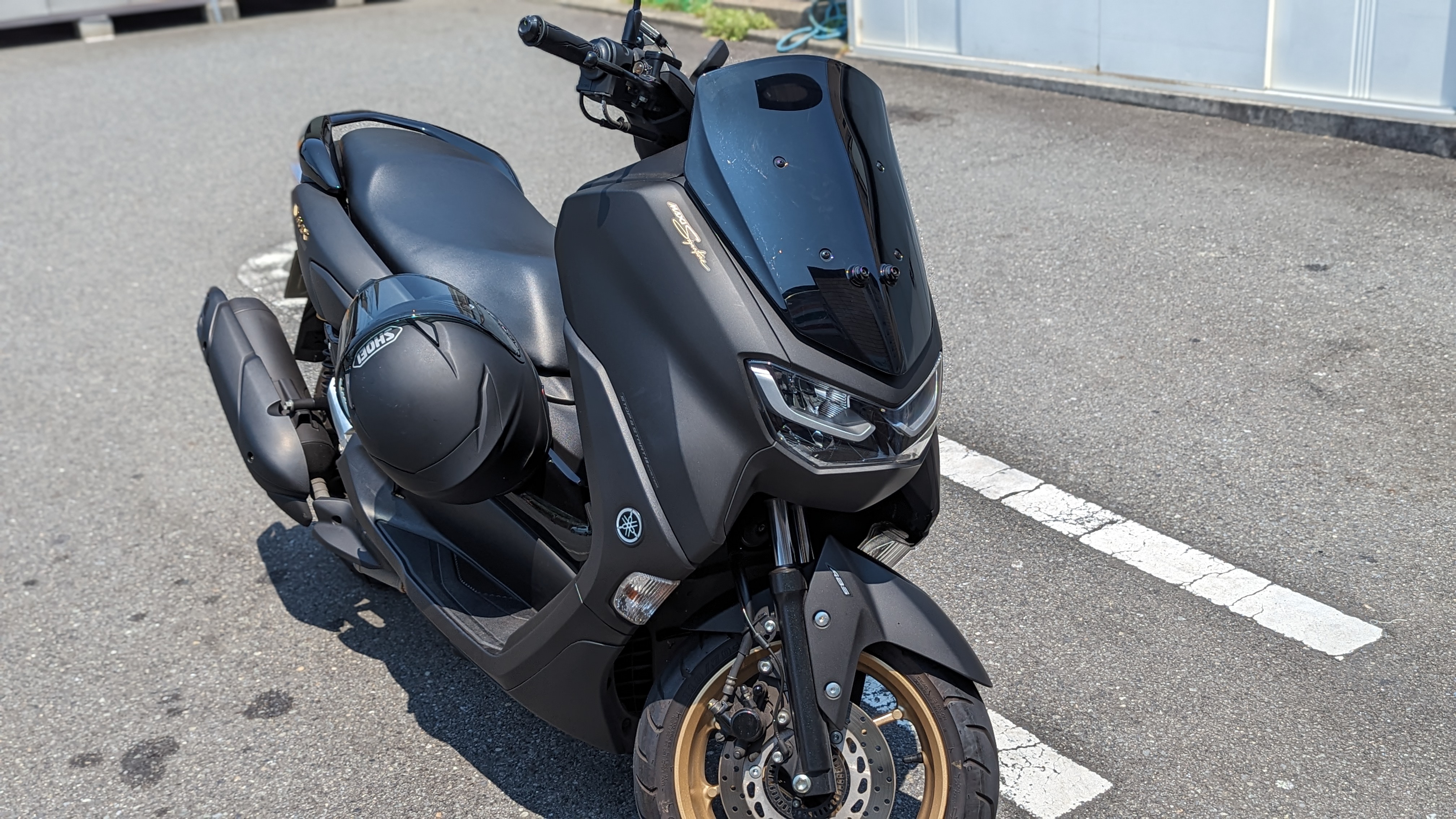 nmax155_2023_frontview_002