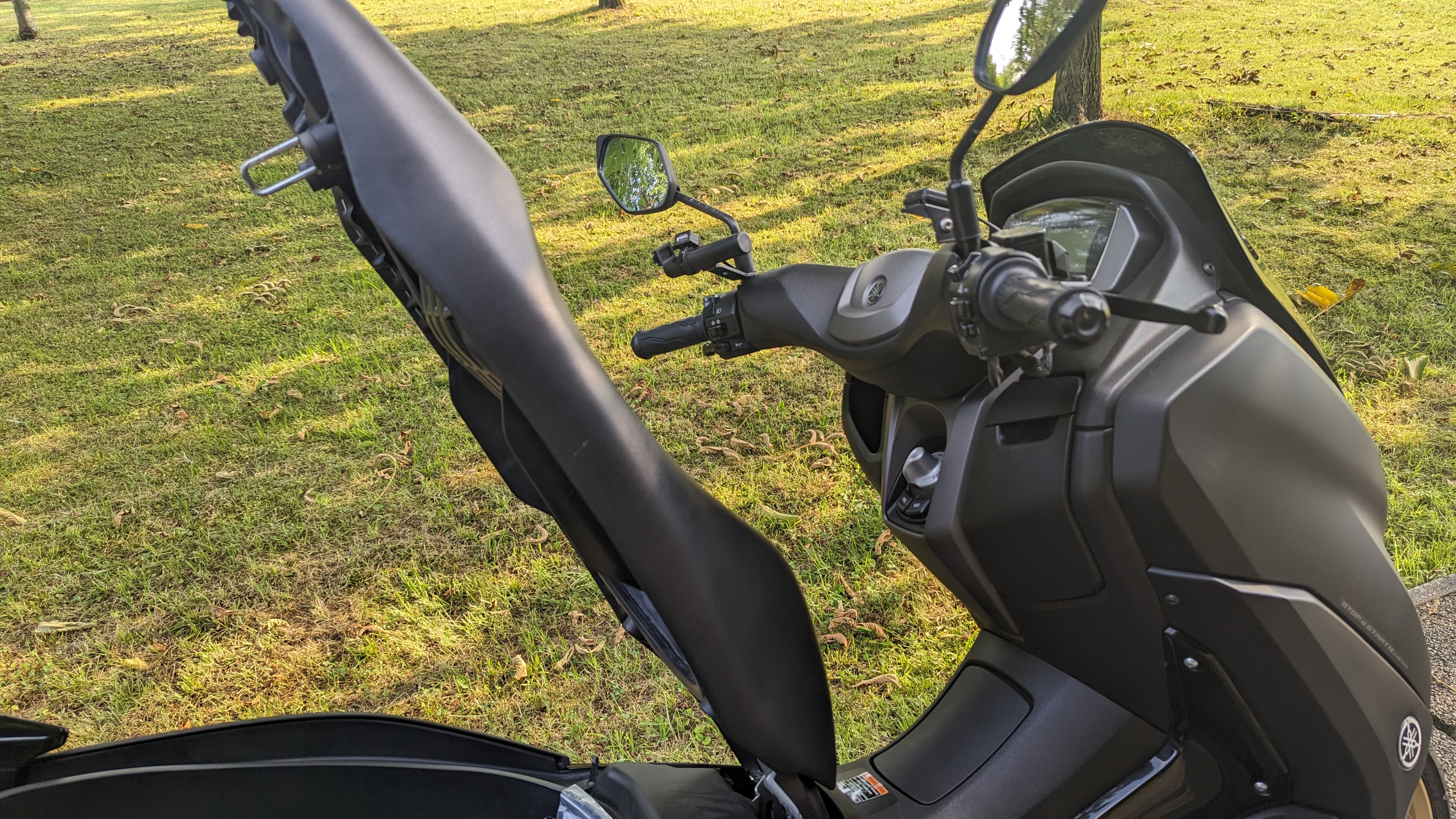nmax155_2023_handlebar_004