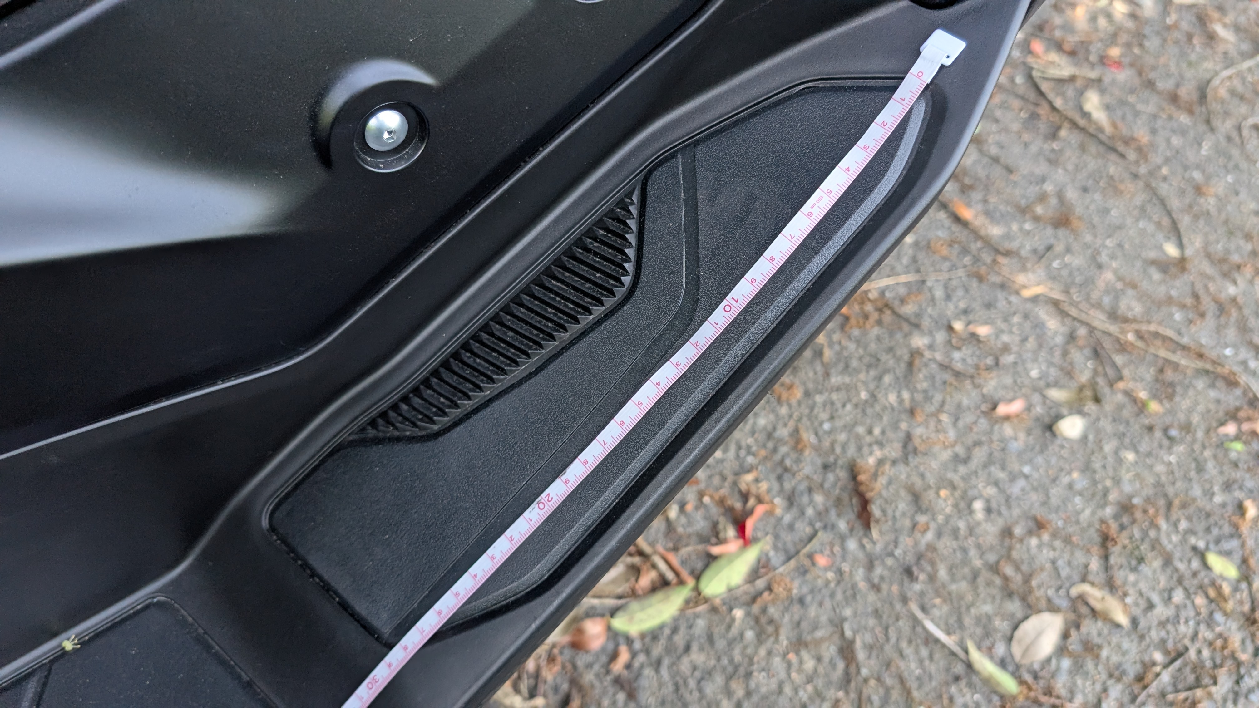 nmax155_2025_floorboard_003