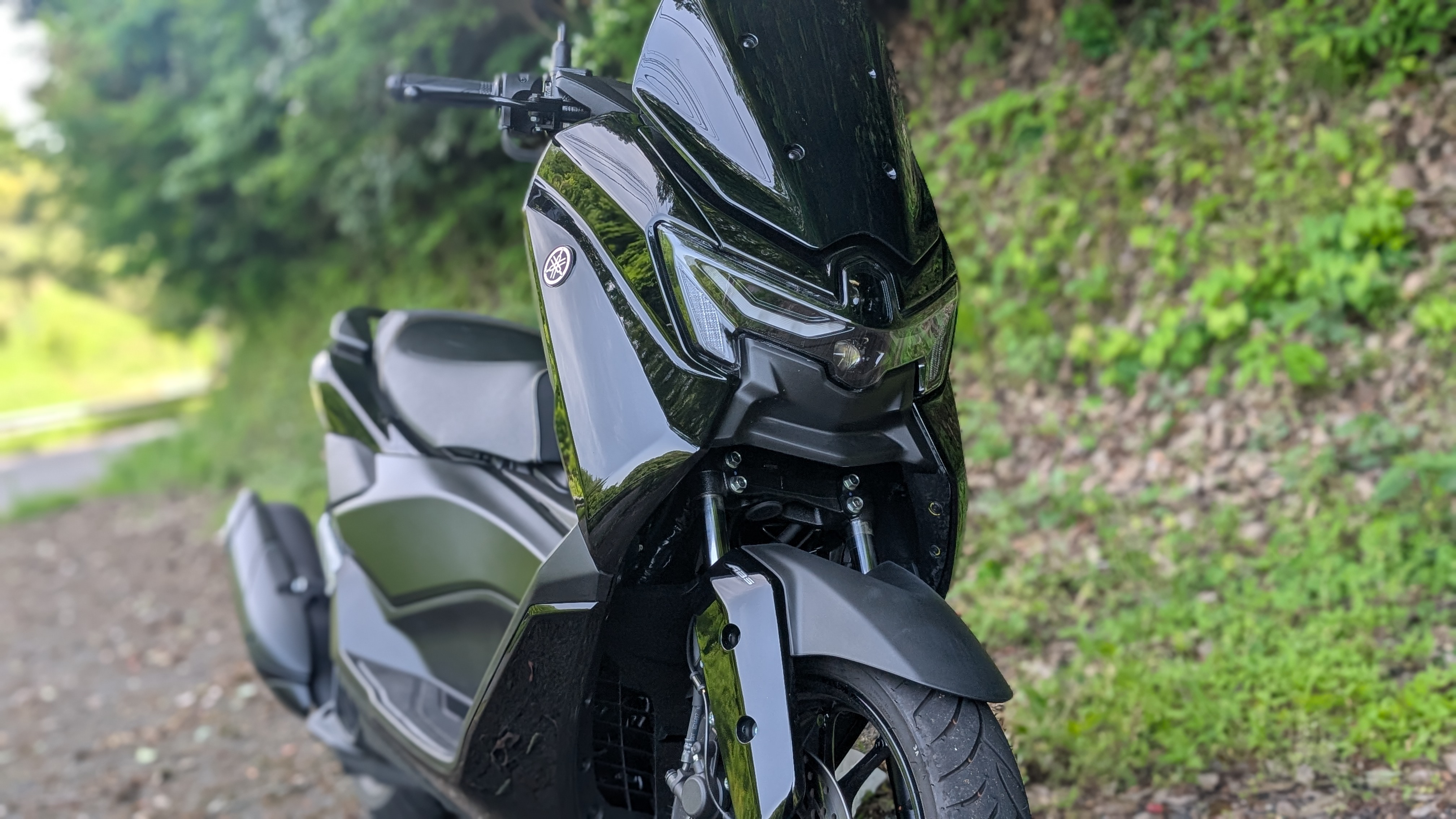 nmax155_2025_frontview_002