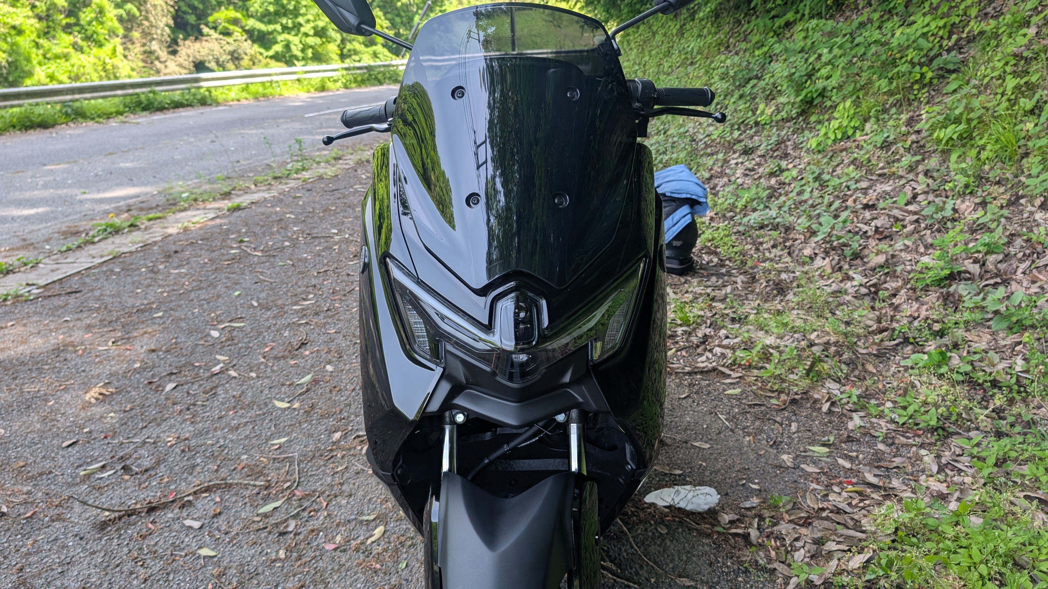 nmax155_2025_frontview_003