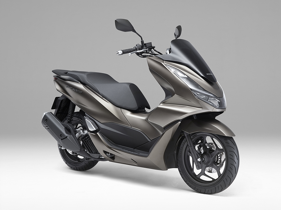 HONDA】2023年版のPCX125の乗車レビュー！ツーリングで1L60km越え