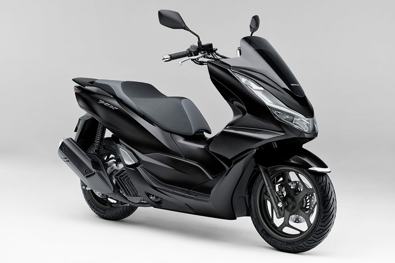 pcx125_2023_blackbody_001