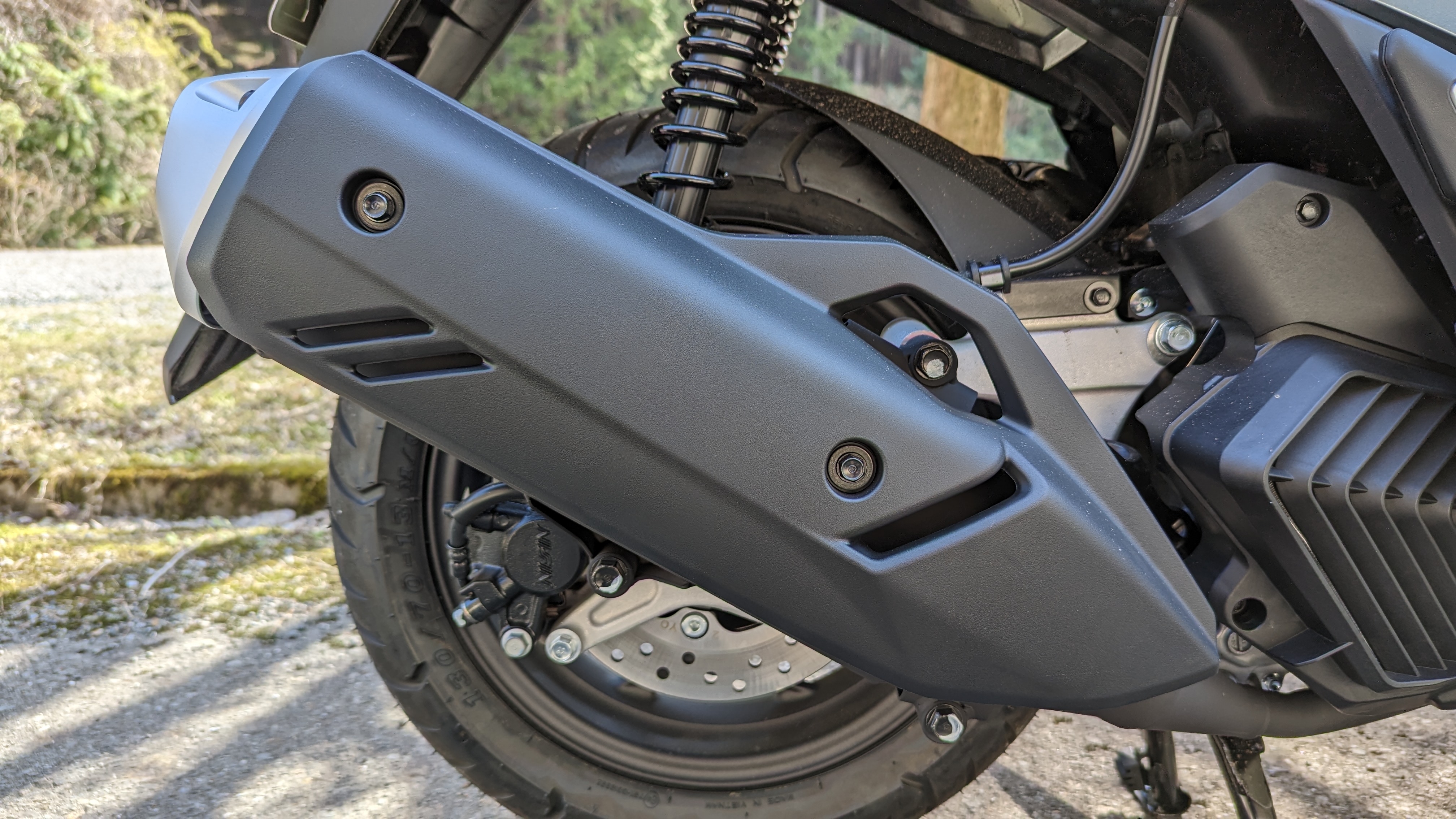 pcx125_2023_exhaust_001