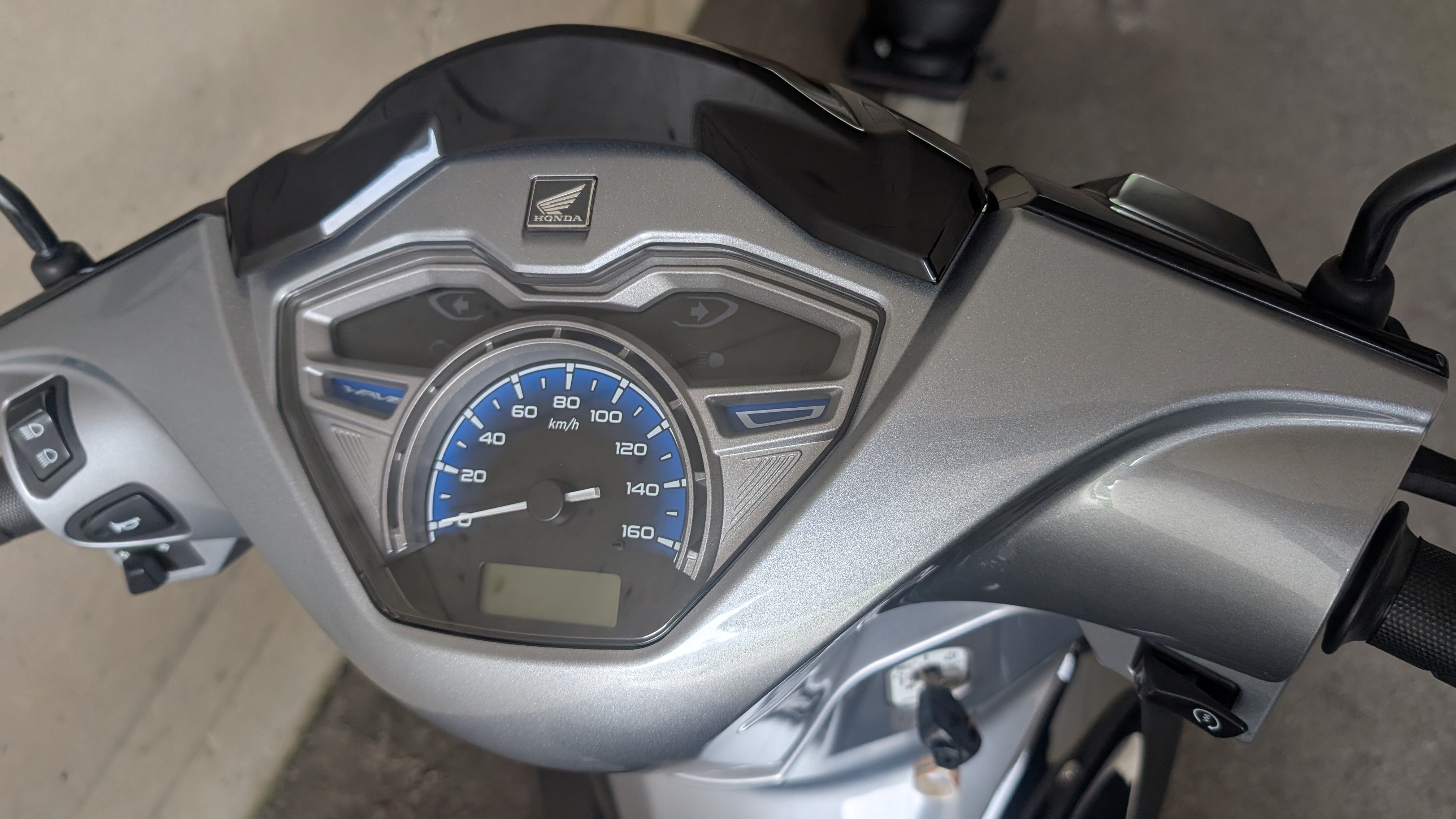 wave125i_meterpanel_002