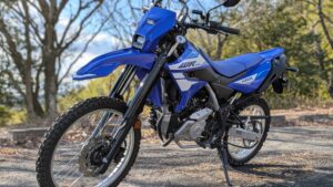 wr125r_bluefront_001