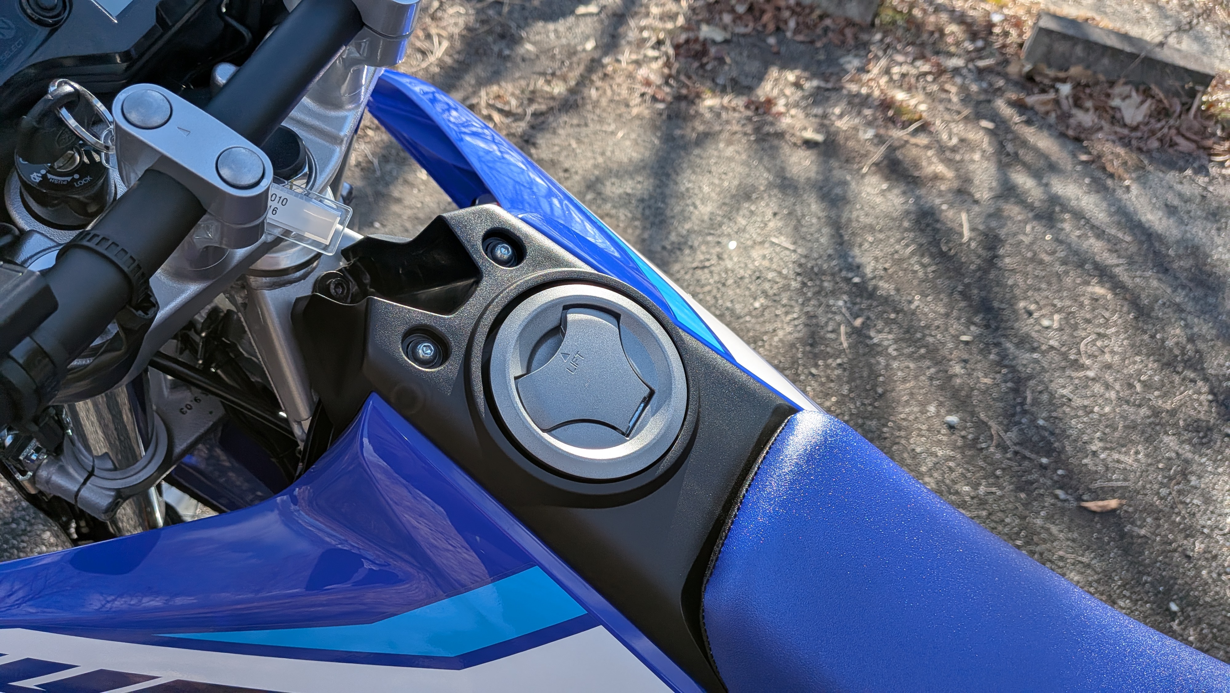 wr125r_fueltank_001