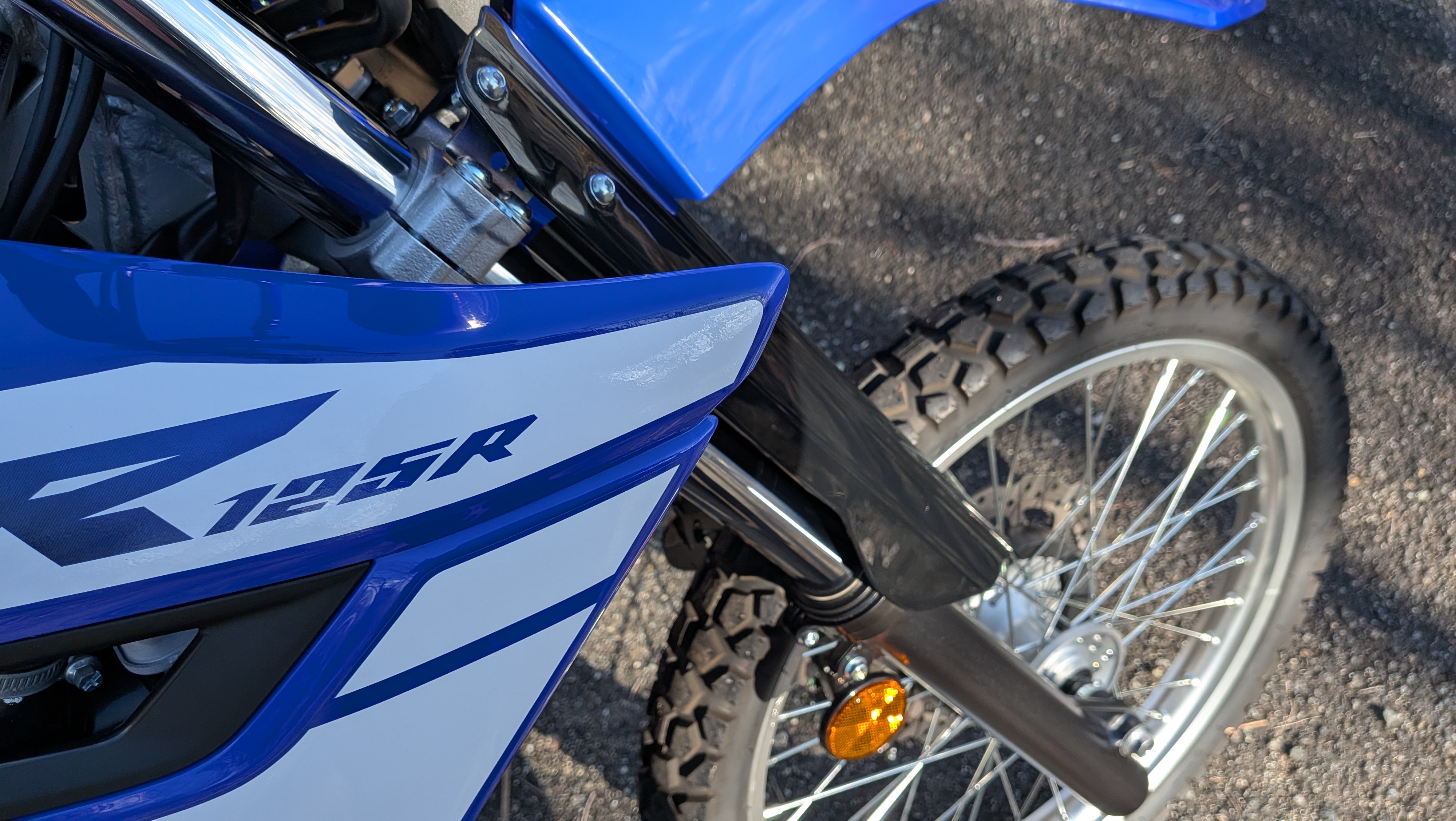 wr125r_sidefairing_004