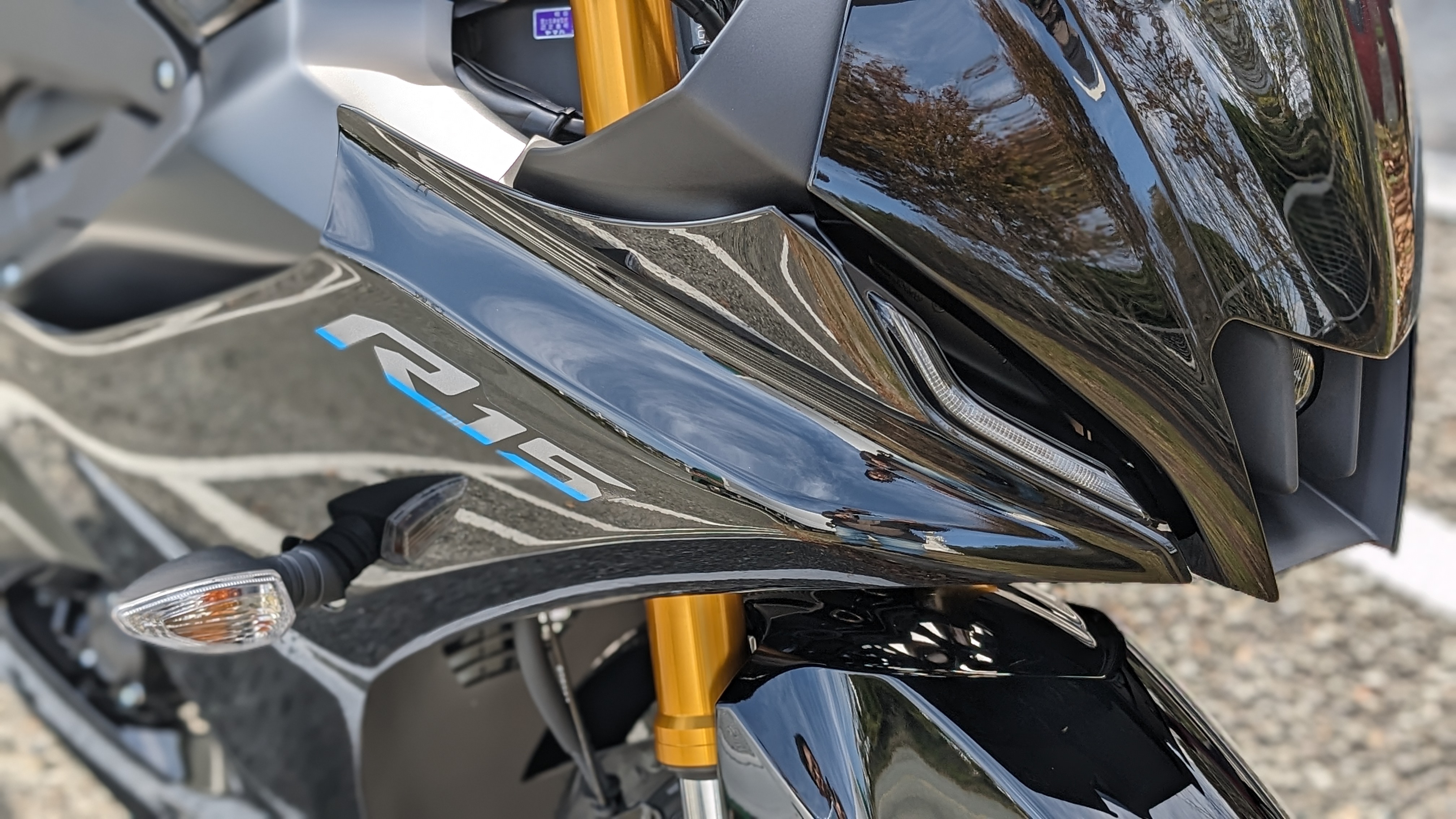 yzf-r15_PXL_20231109_020811853.PORTRAIT