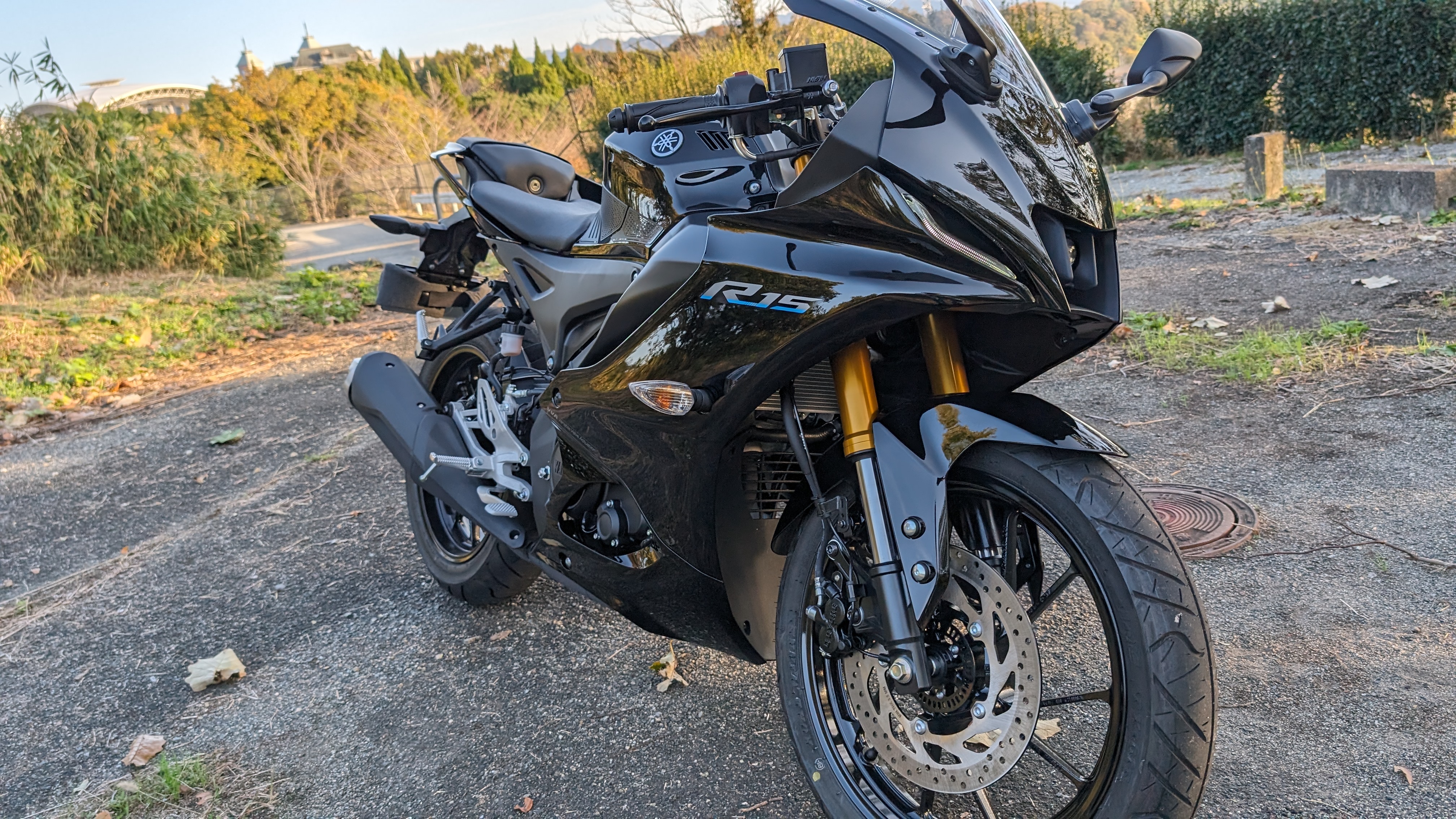 yzf-r15_PXL_20231109_070010157