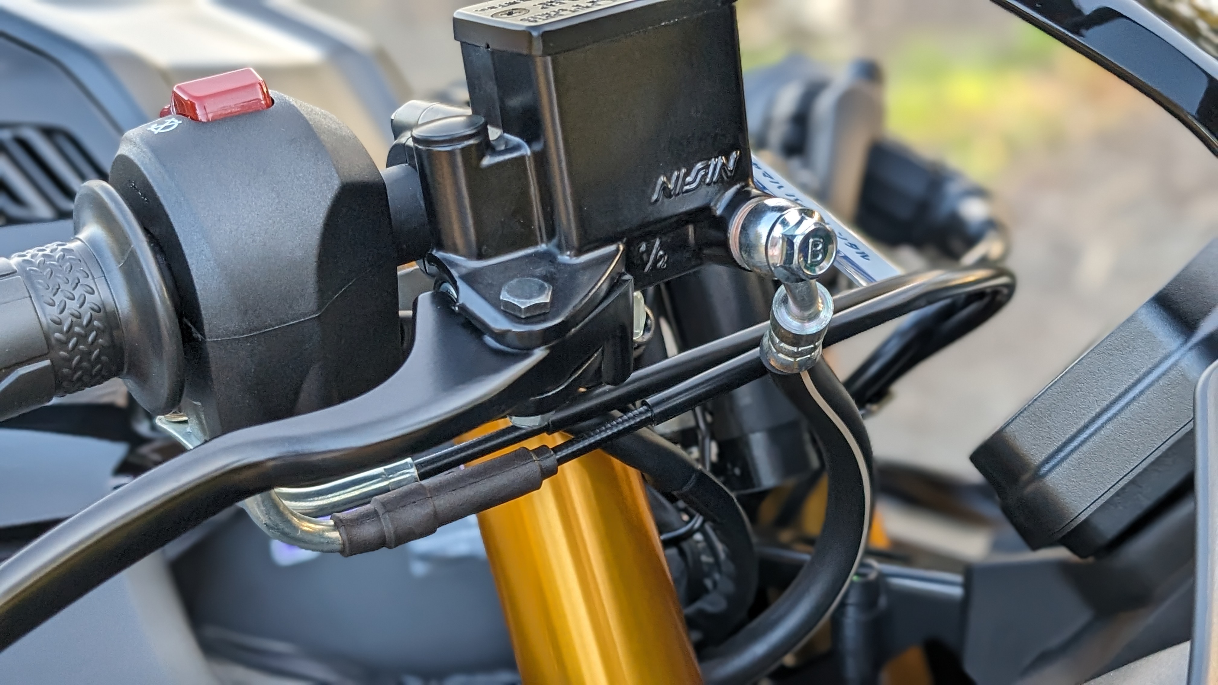 yzf-r15_PXL_20231109_070149817.PORTRAIT